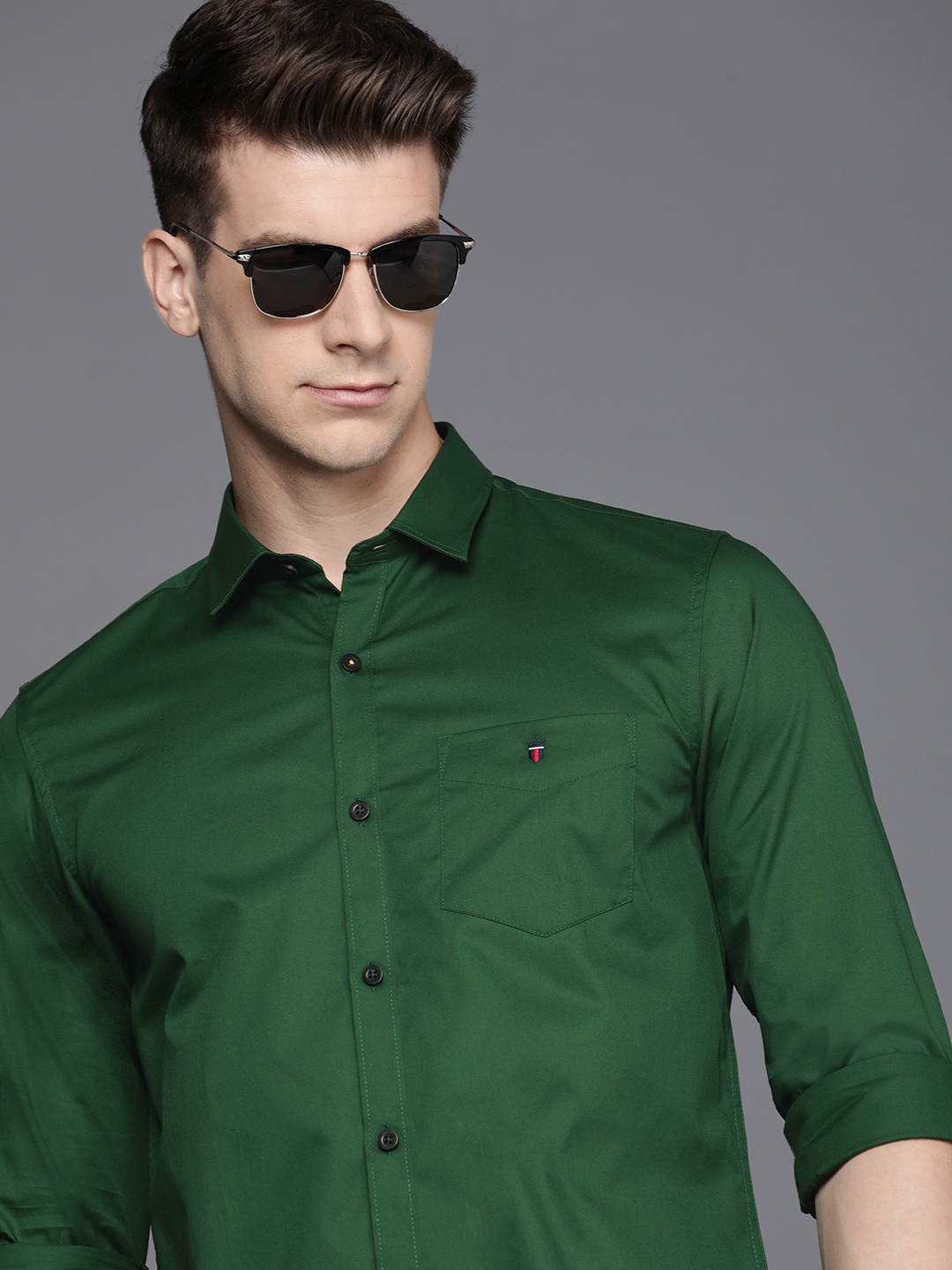 

Louis Philippe Sport Pure Cotton Super Slim Fit Casual Shirt, Green