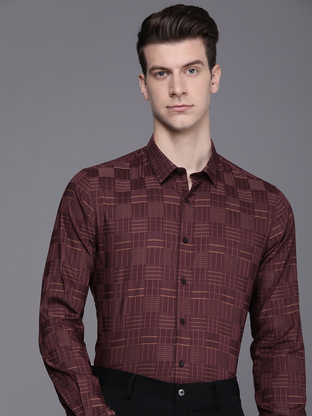 

Louis Philippe Ath.Work Self Design Textured Slim Fit Formal Shirt, Maroon