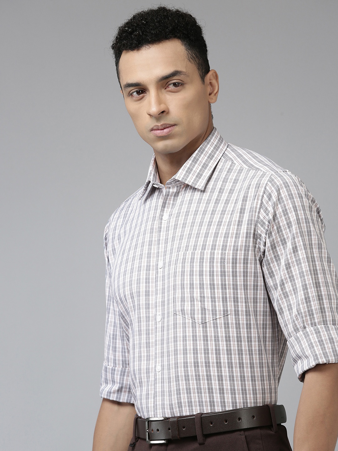 

Van Heusen Men Opaque Checked Cotton Formal Shirt, White