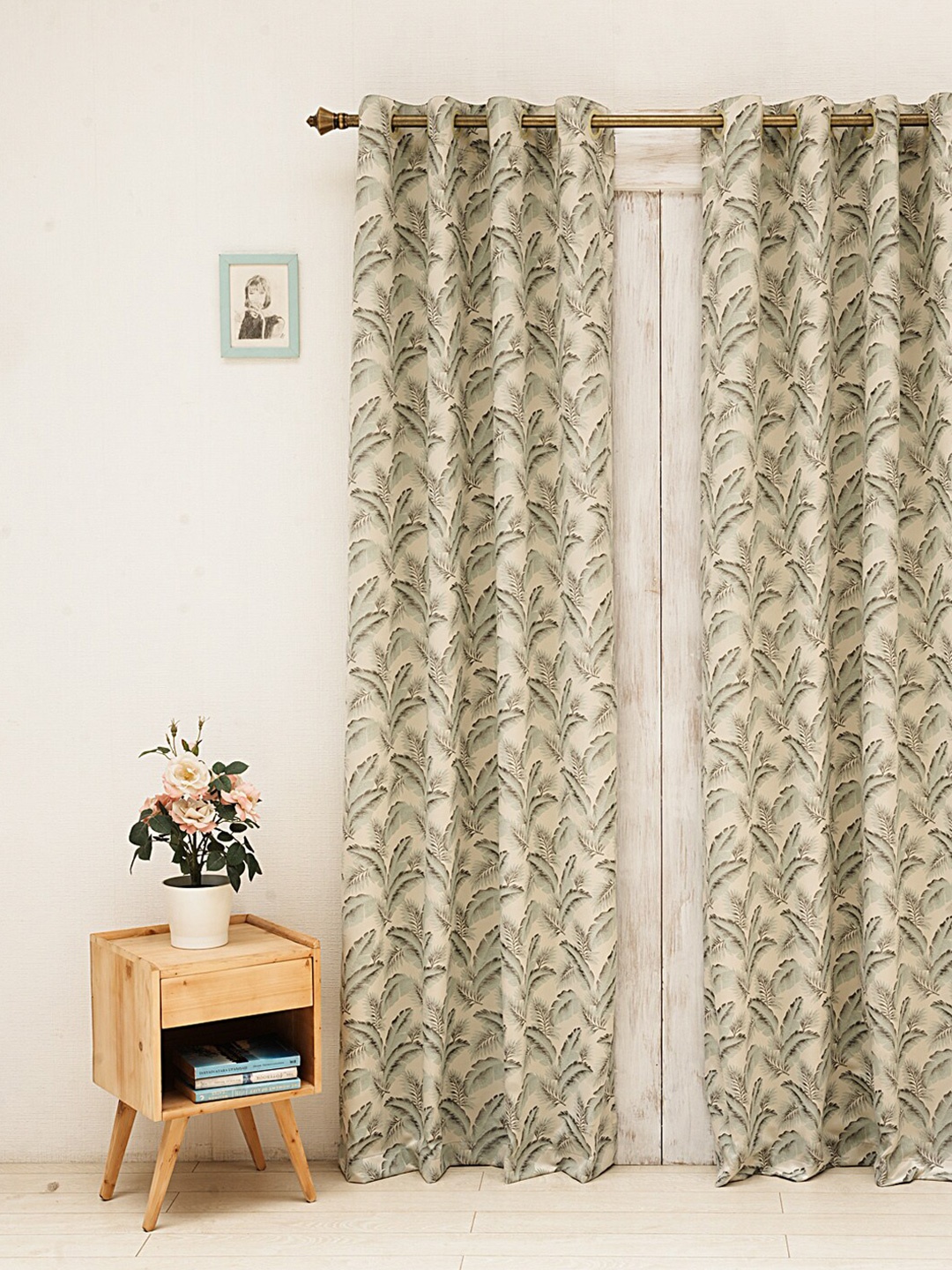 

Ariana Grey & Brown Floral Printed Room Darkening Long Door Curtain