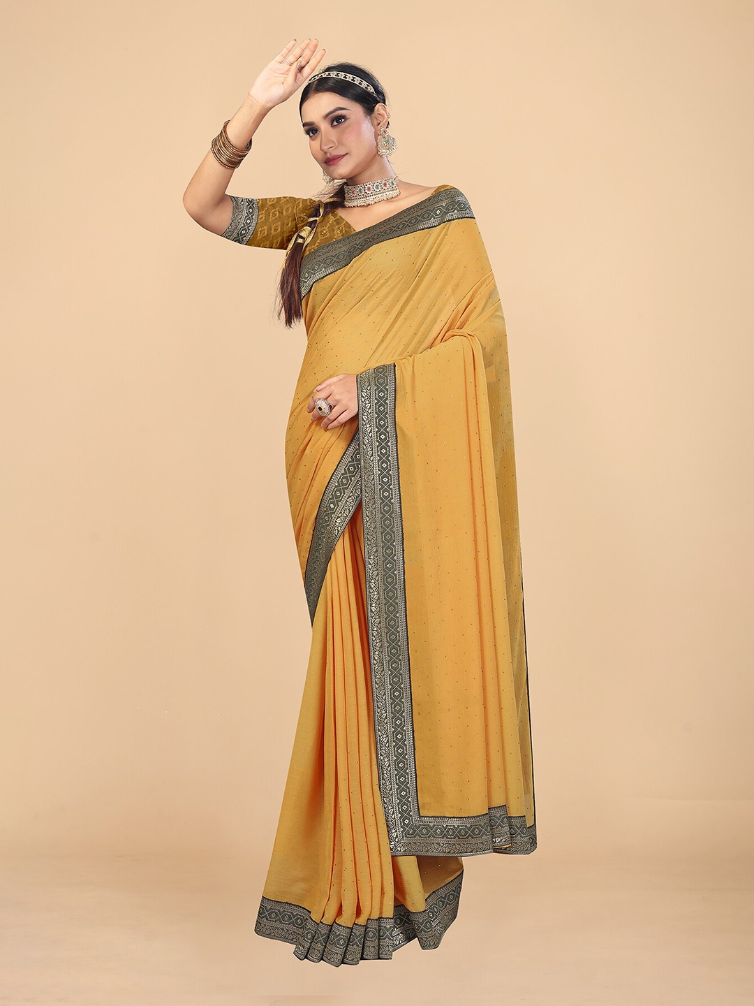 

MAGMINA Embellished Zari Banarasi Saree, Yellow