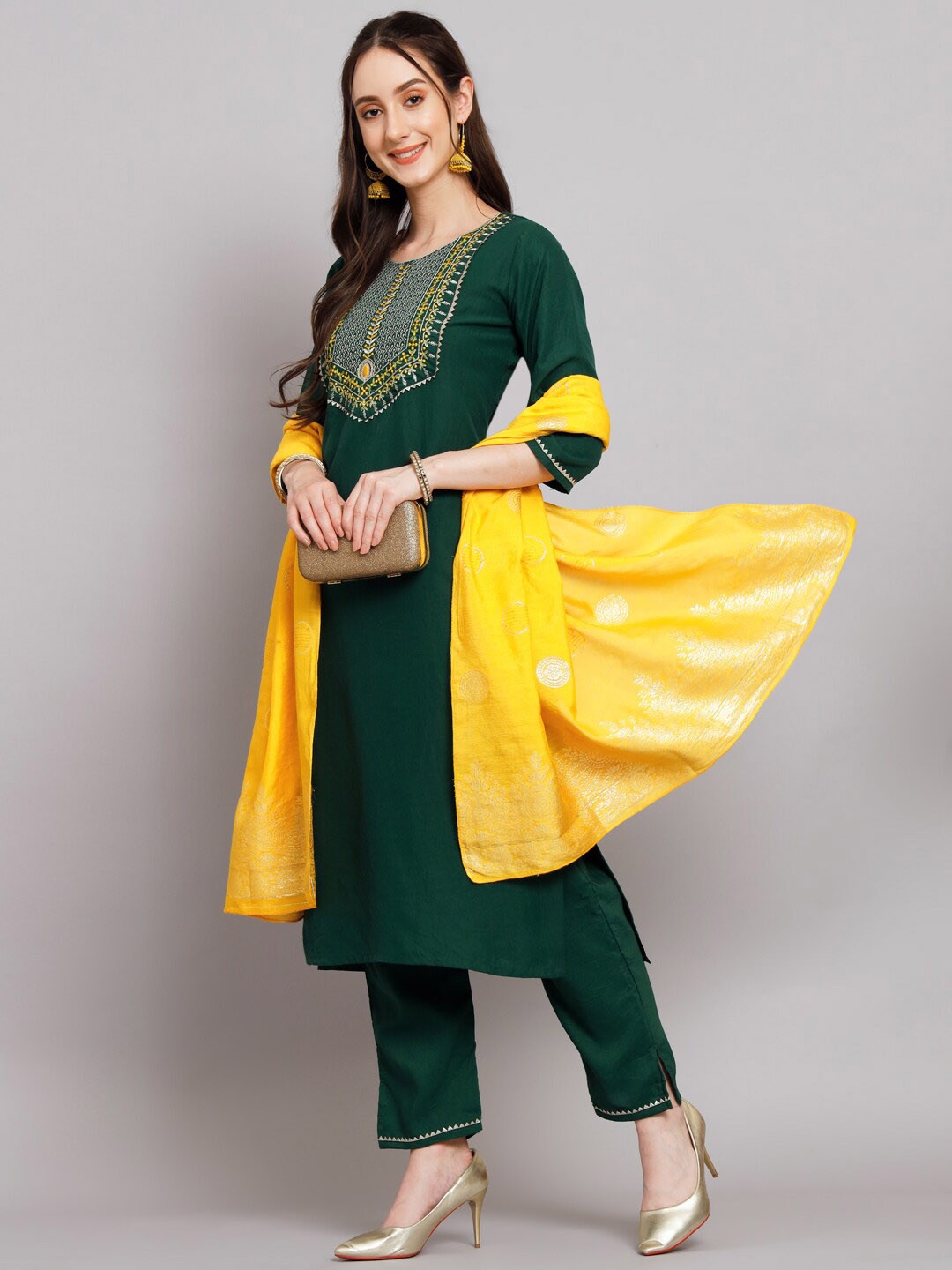 

KALINI Ethnic Motifs Embroidered Regular Straight Kurta & Trousers With Dupatta, Green