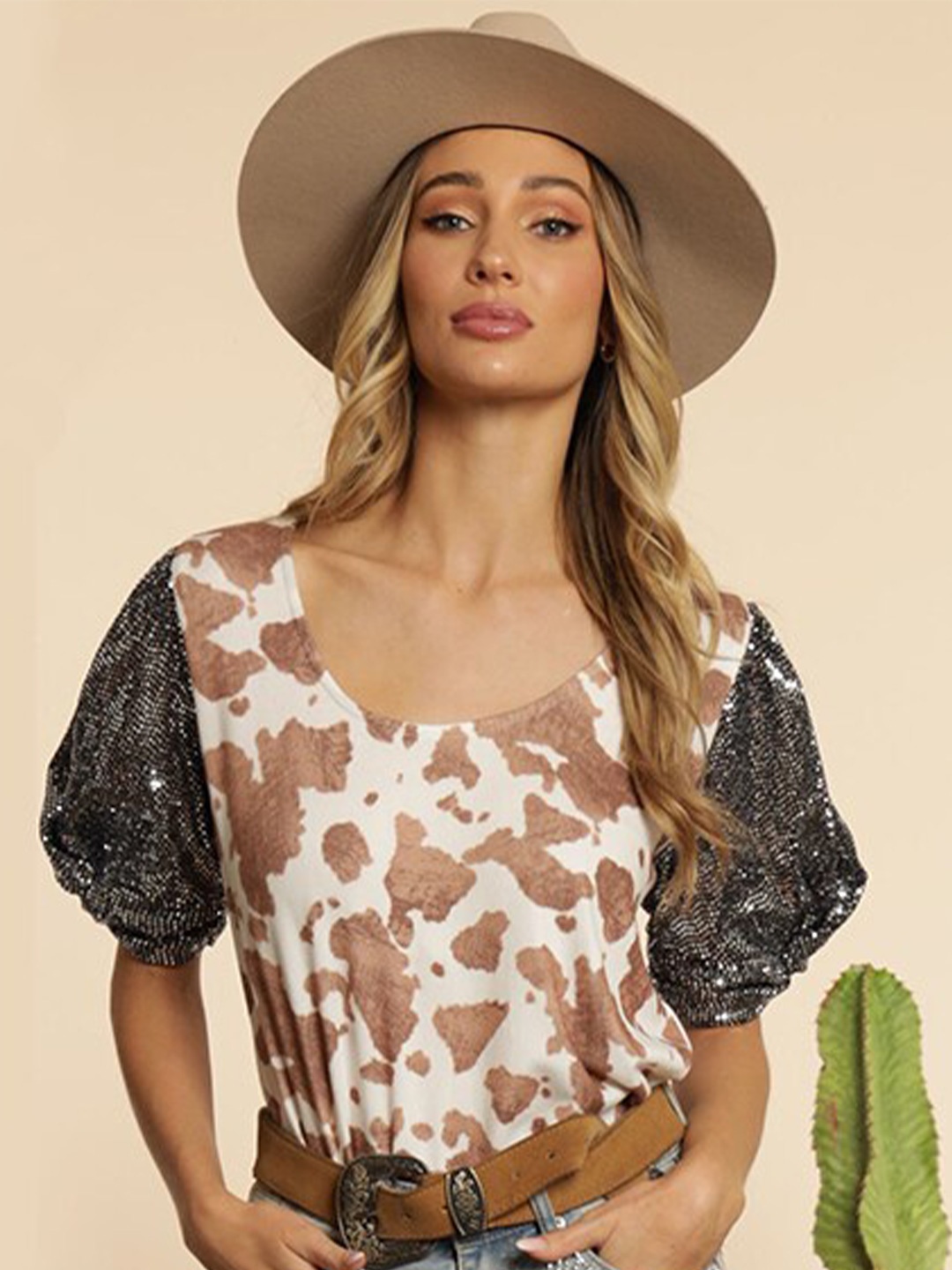 

StyleCast Brown Abstract Printed Puffed Sleeves Sequined Top