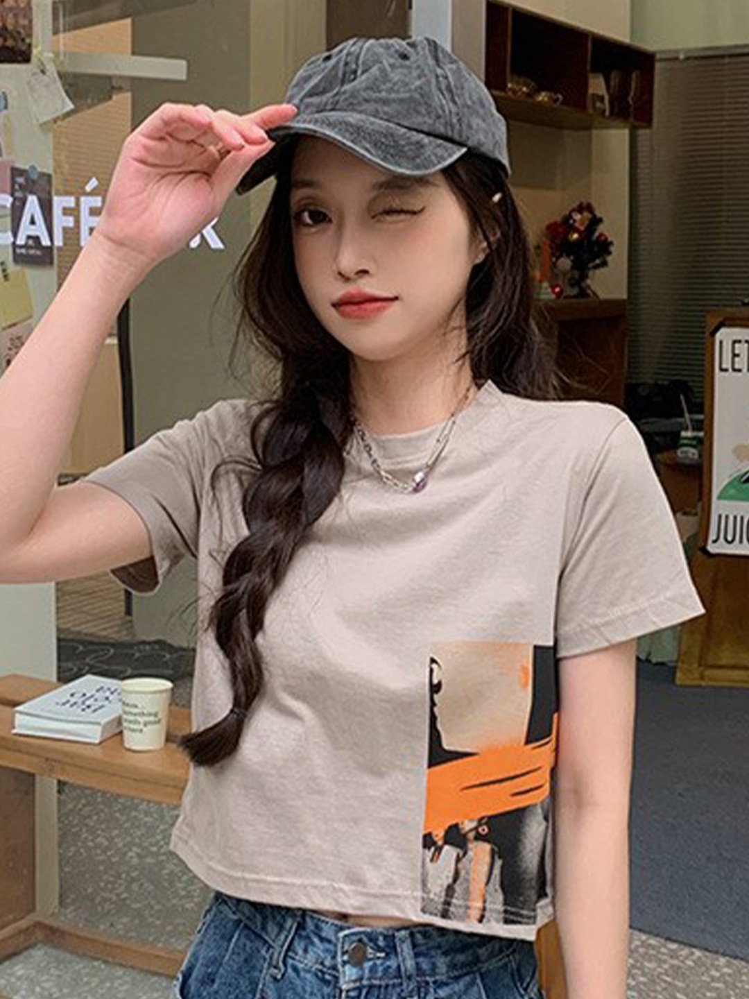 

BoStreet Cream Graphic Printed Pure Cotton T-Shirt