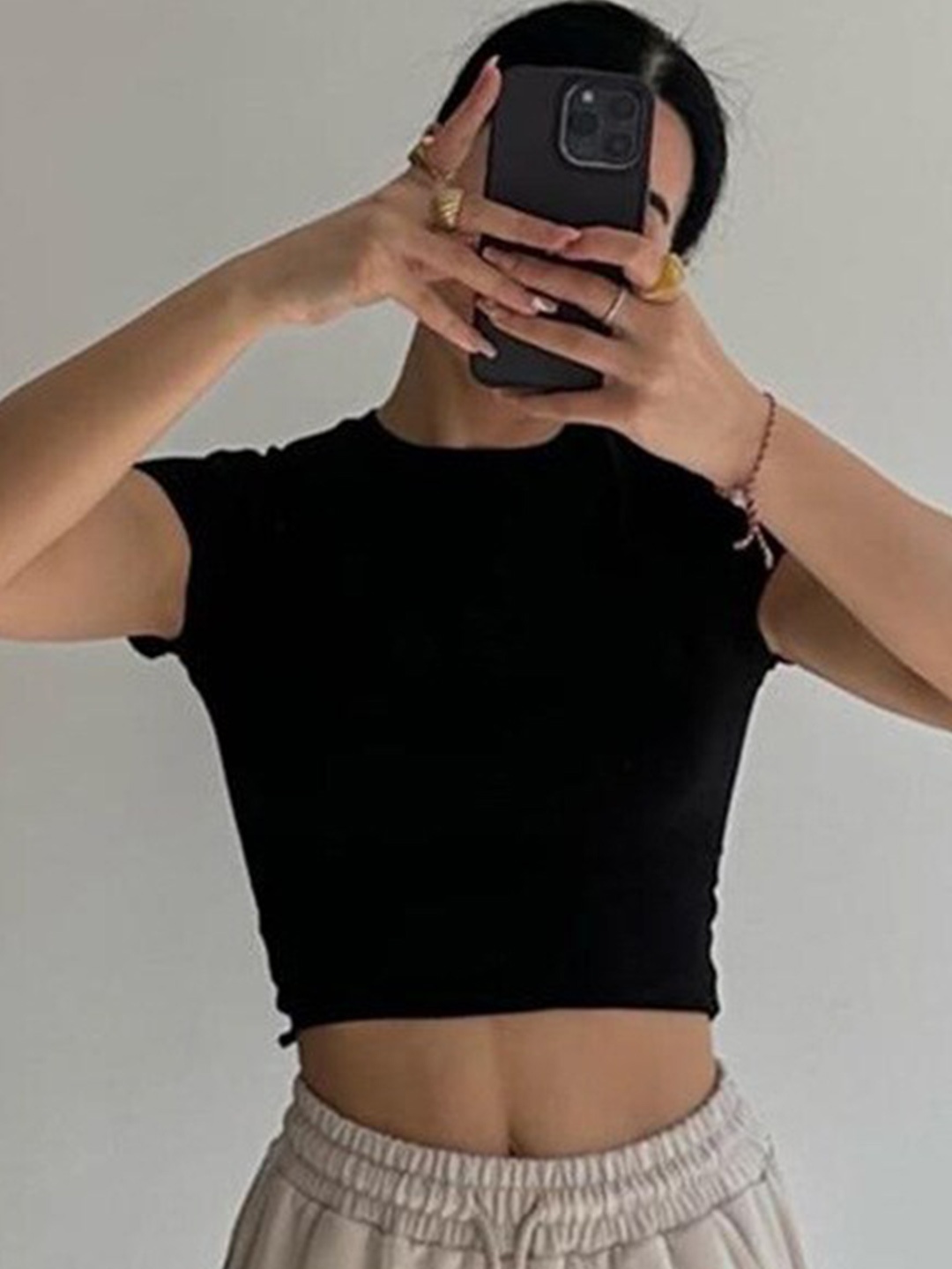 

BoStreet Black Round Neck Fitted Crop Top