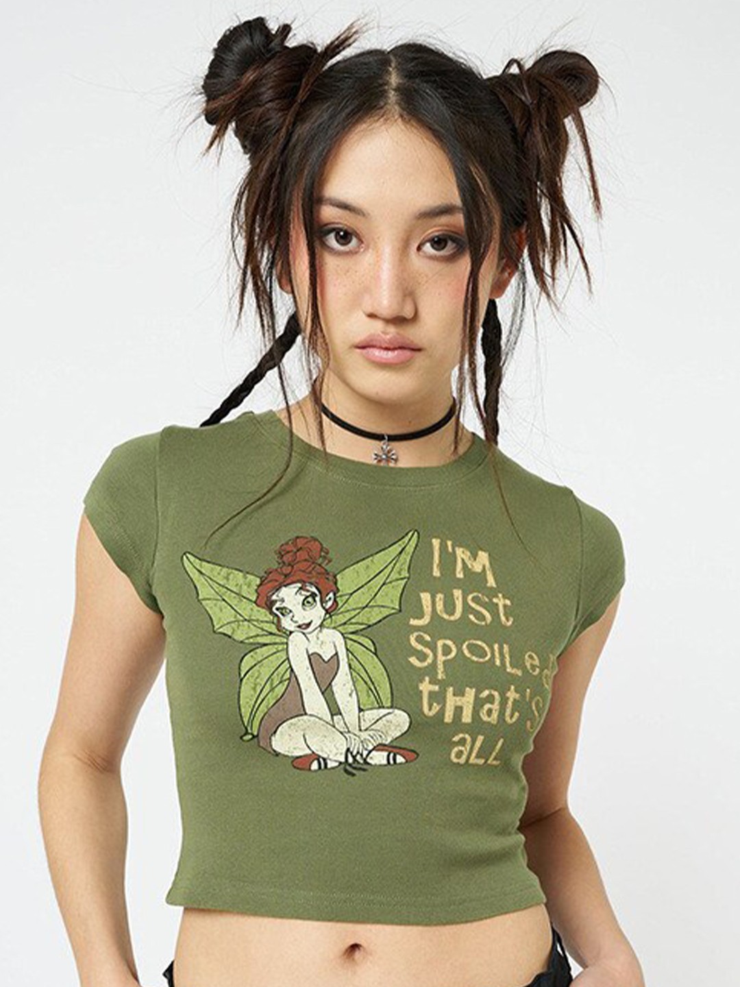 

StyleCast Green Graphic Printed Fitted Crop Top