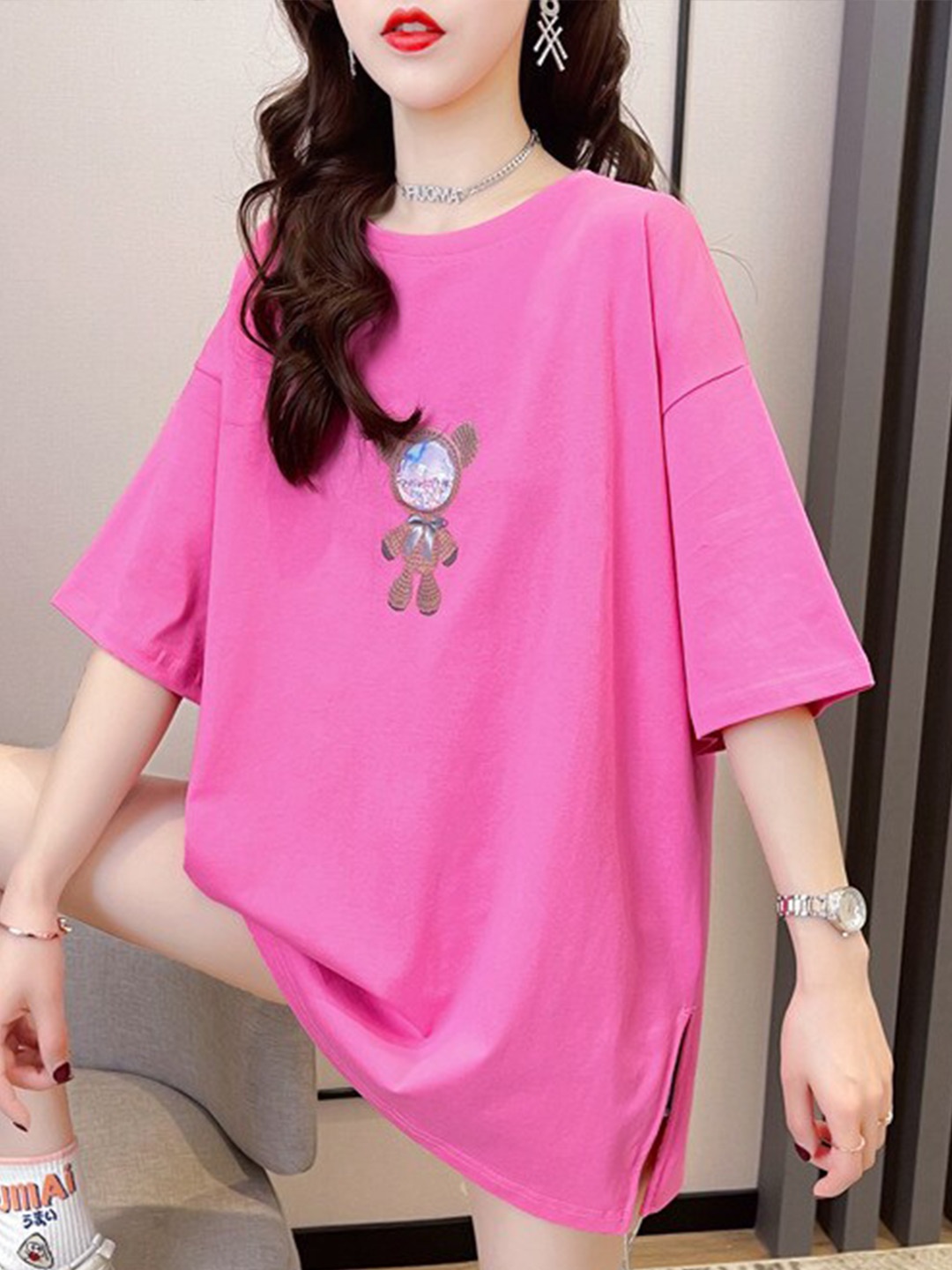 

BoStreet Pink Graphic Printed Drop-Shoulder Sleeves Oversized T-Shirt