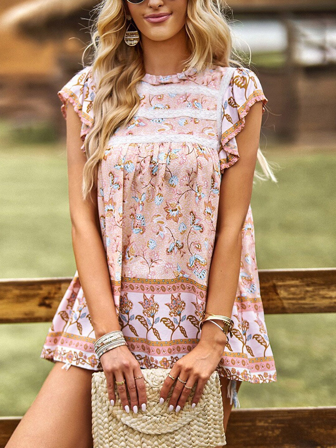 

BoStreet Peach-Coloured Floral Printed Flutter Sleeve Longline Top