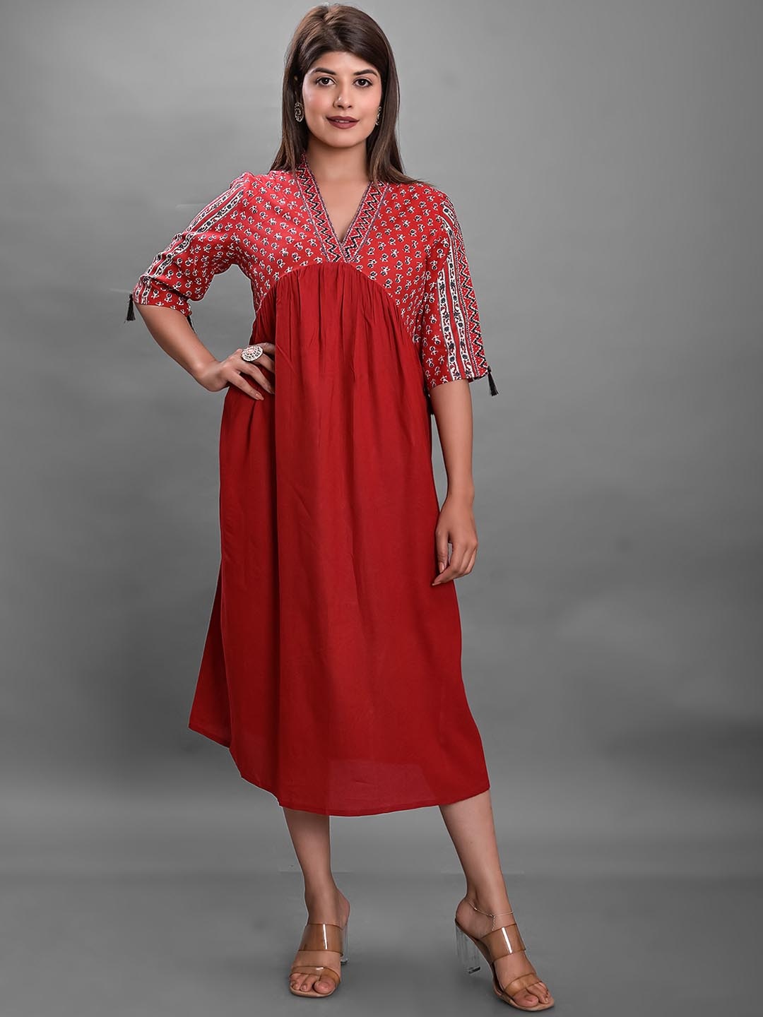 

JAIPUR FASHION MODE V-Neck Empire Tassel Detail Kurta, Maroon