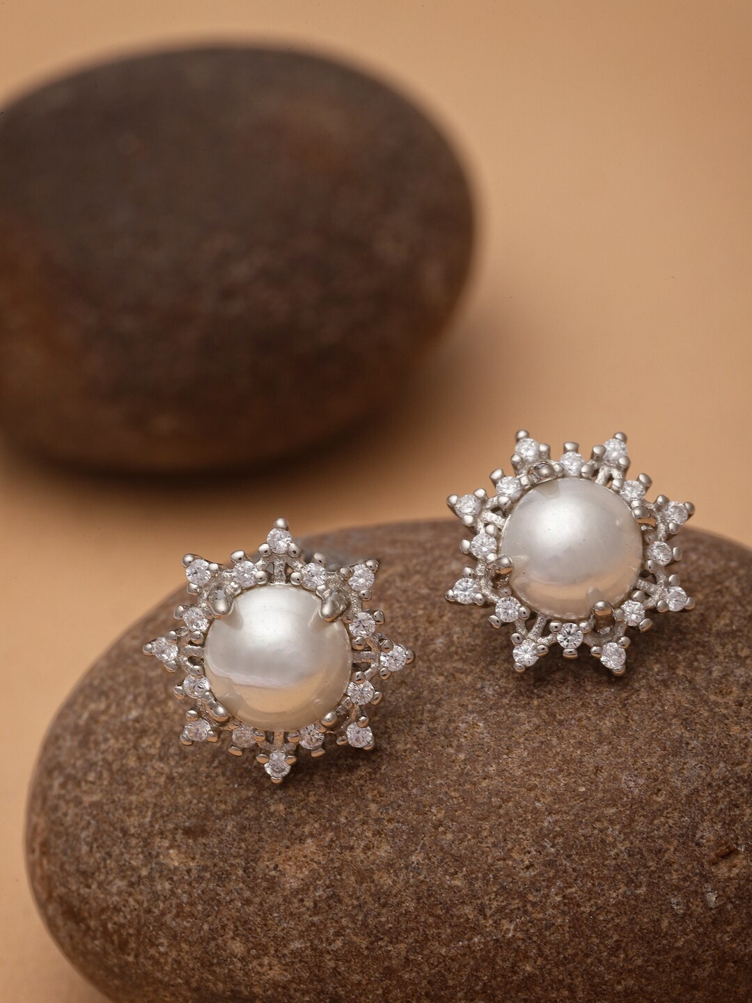 

Pissara by Sukkhi Rhodium-Plated Cubic Zirconia Floral Studs Earrings, Silver