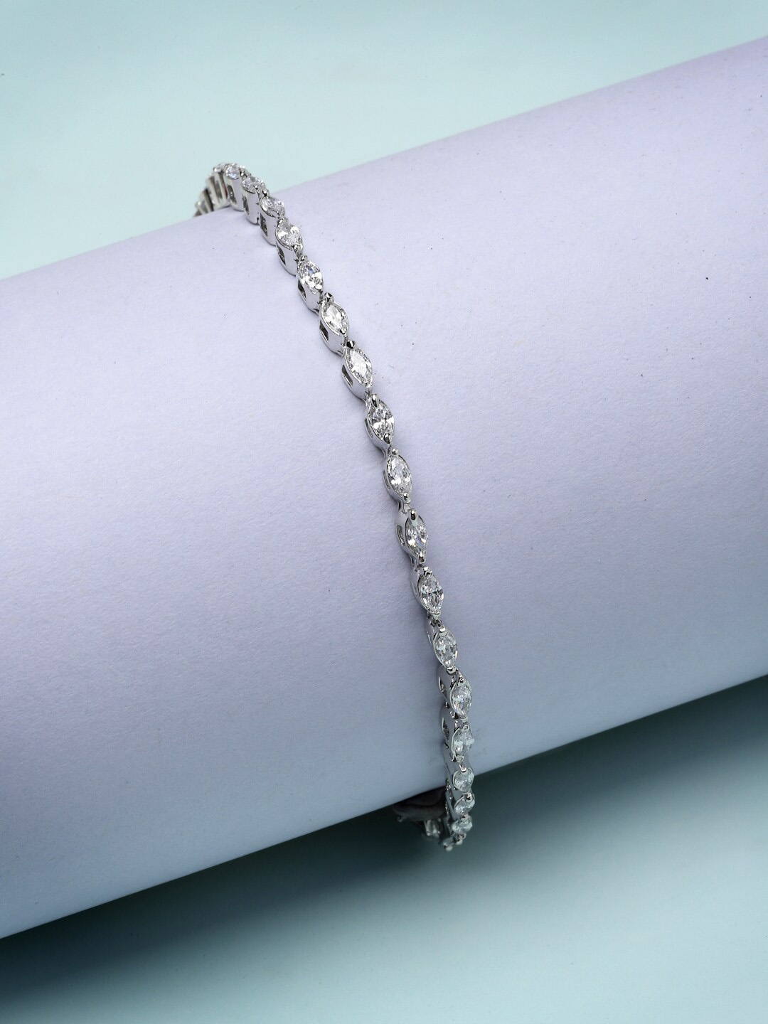 

Pissara by Sukkhi Women 925 Sterling Silver Cubic Zirconia Link Bracelet