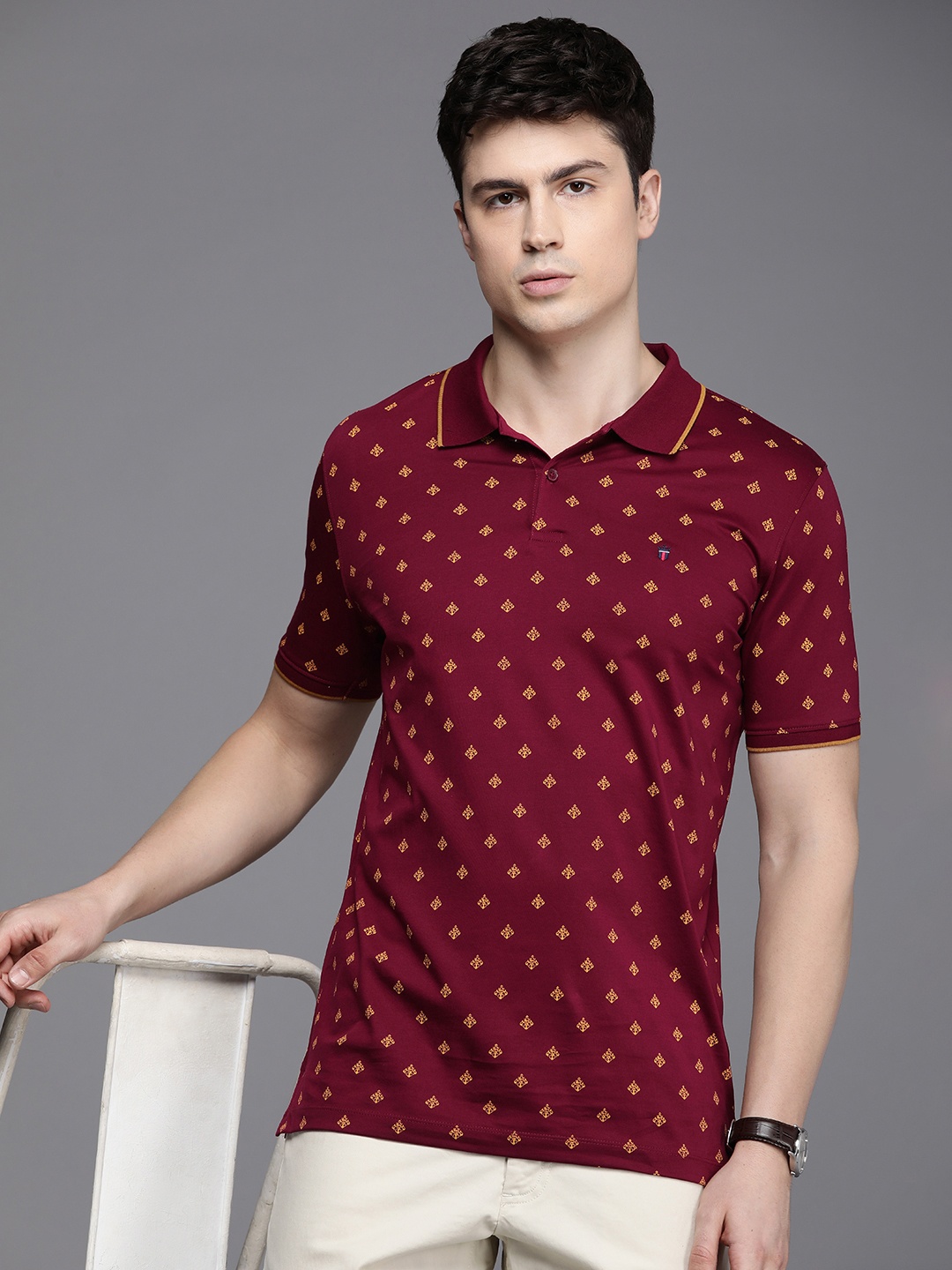 

Louis Philippe Sport Men Brand Logo Printed Polo Collar Slim Fit Pure Cotton T-shirt, Maroon