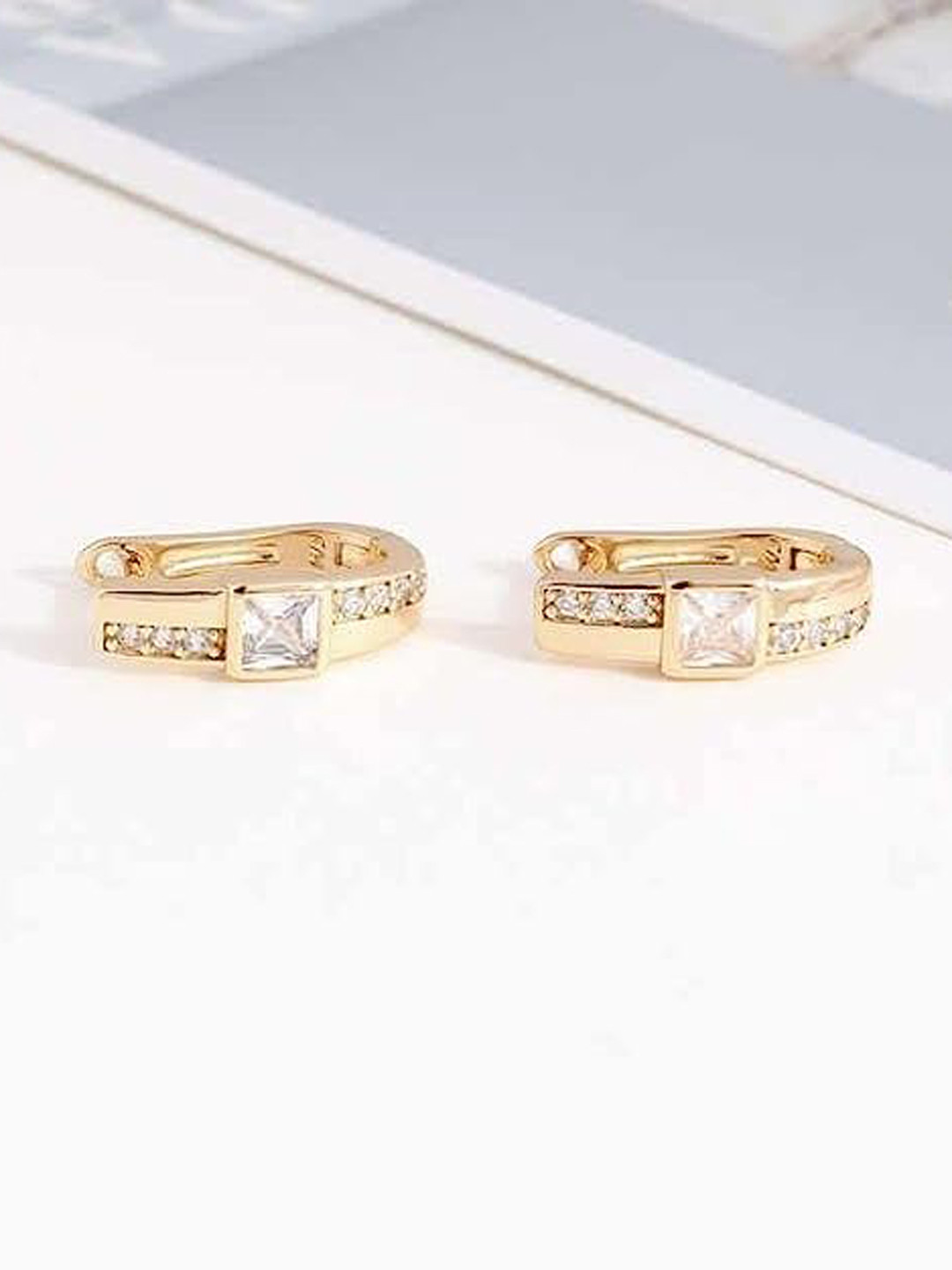 

VIEN Gold-Plated Cubic Zirconia Stainless Steel Contemporary Hoop Earrings