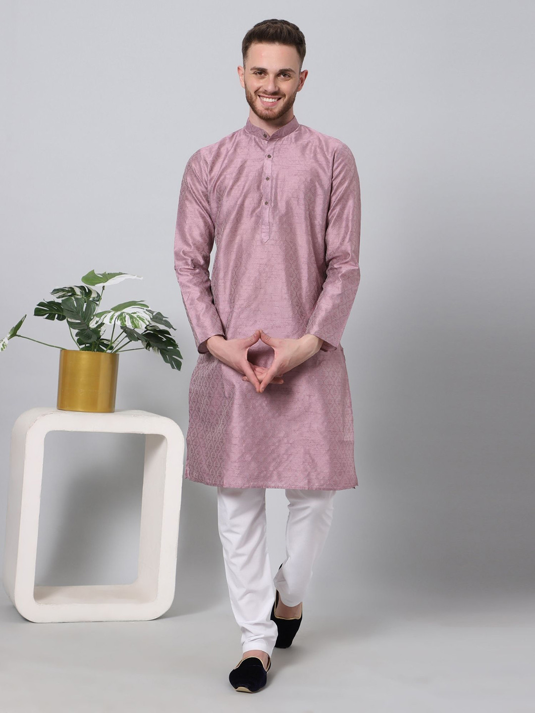 

SHIWAM ETHNIX Ethnic Motifs Woven Design Mandarin Collar Art Silk Kurta, Mauve