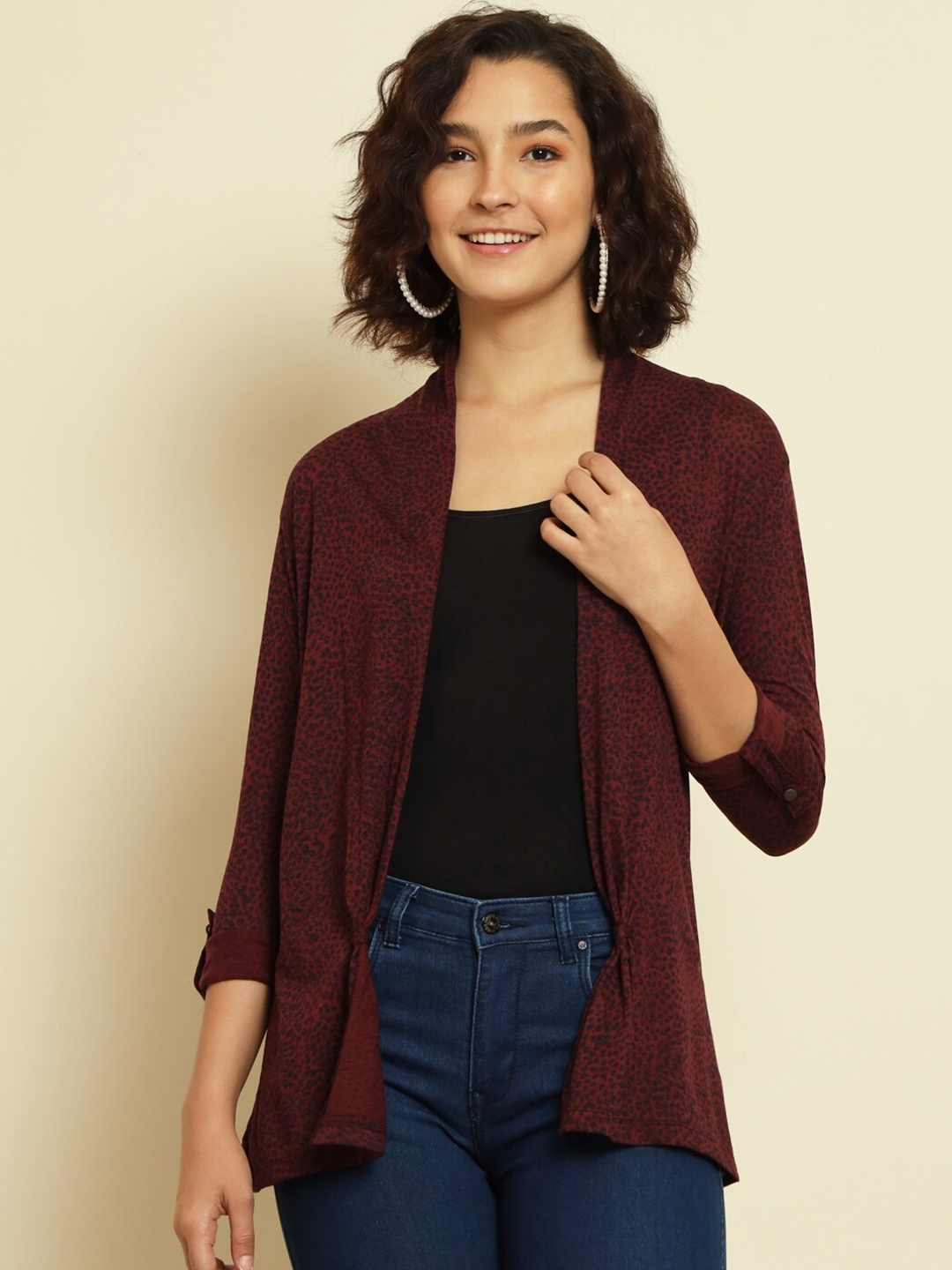 

Trend Arrest Abstract Printed Roll-Up Sleeves Open-Front Shrug, Maroon