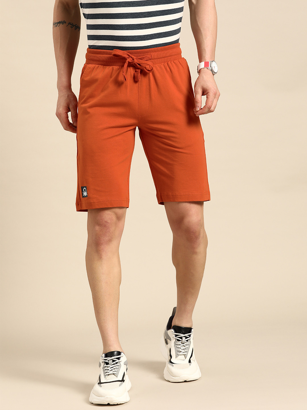 

United Colors of Benetton Men Brand Logo Detail Pure Cotton Shorts, Rust