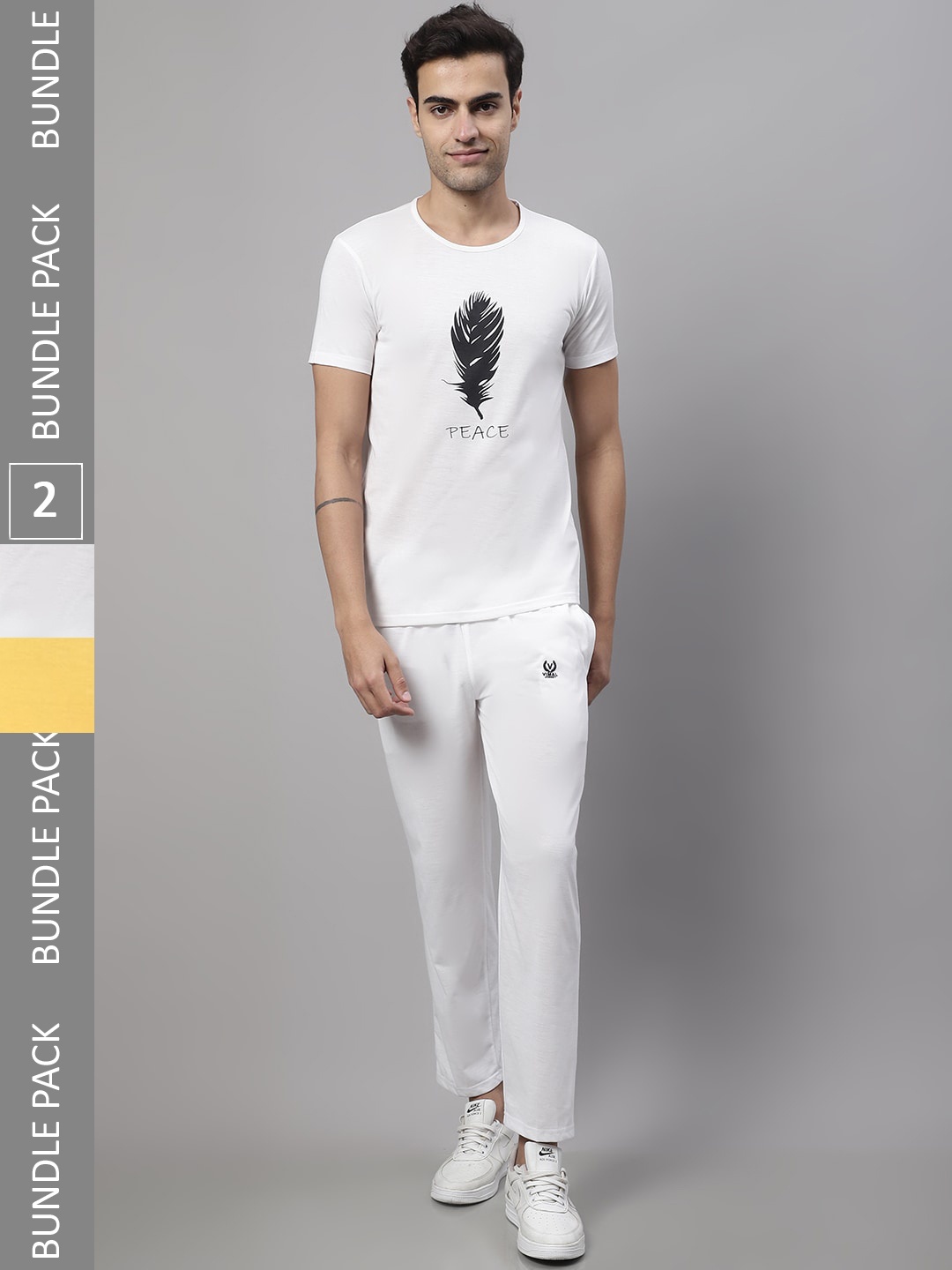 

VIMAL JONNEY Pack Of 2 Graphic Printed Sports T-Shirt & Track Pants, White