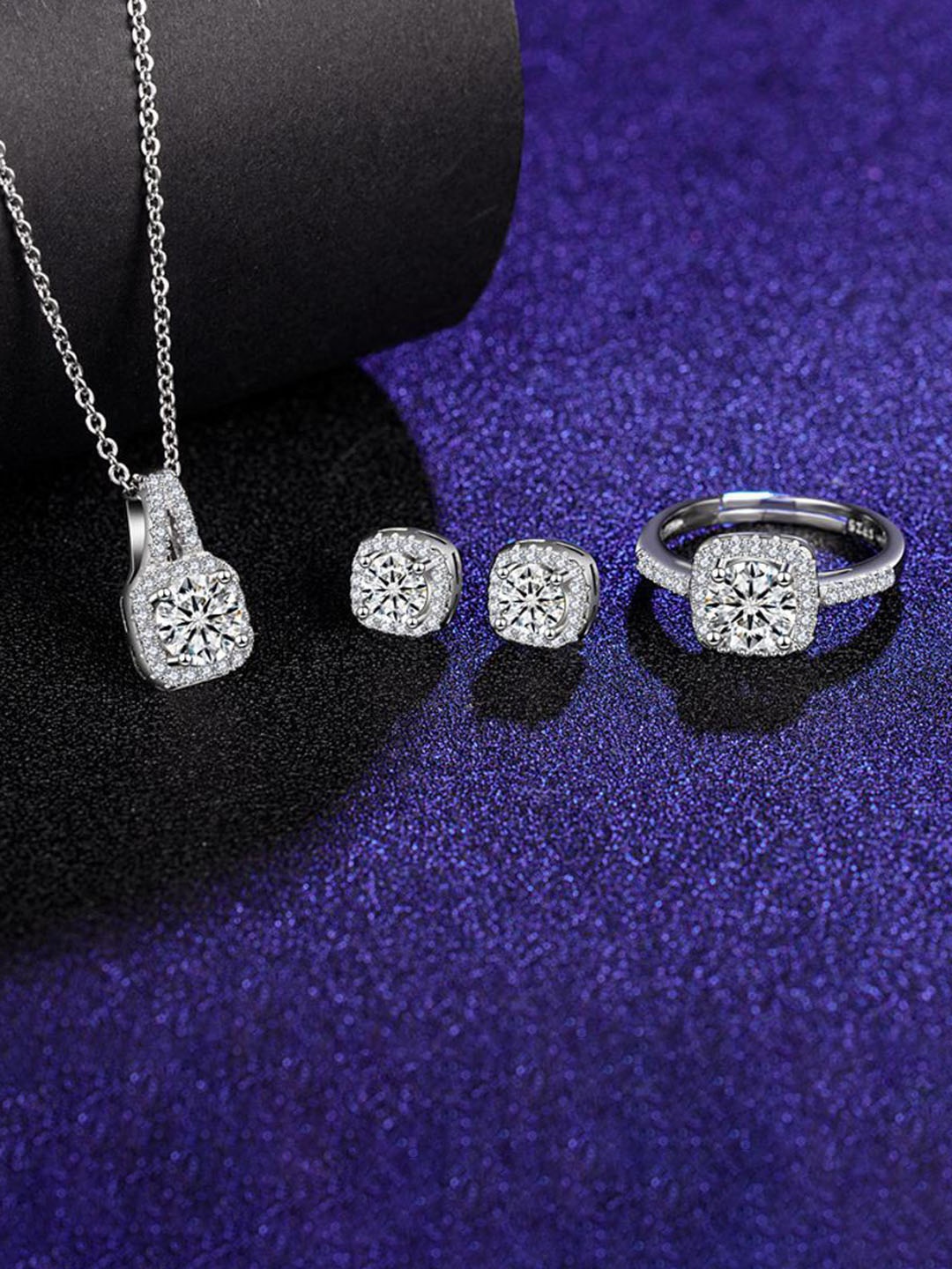 

MYKI Silver-Plated Classic Square Shaped Cubic Zirconia Jewellery Set
