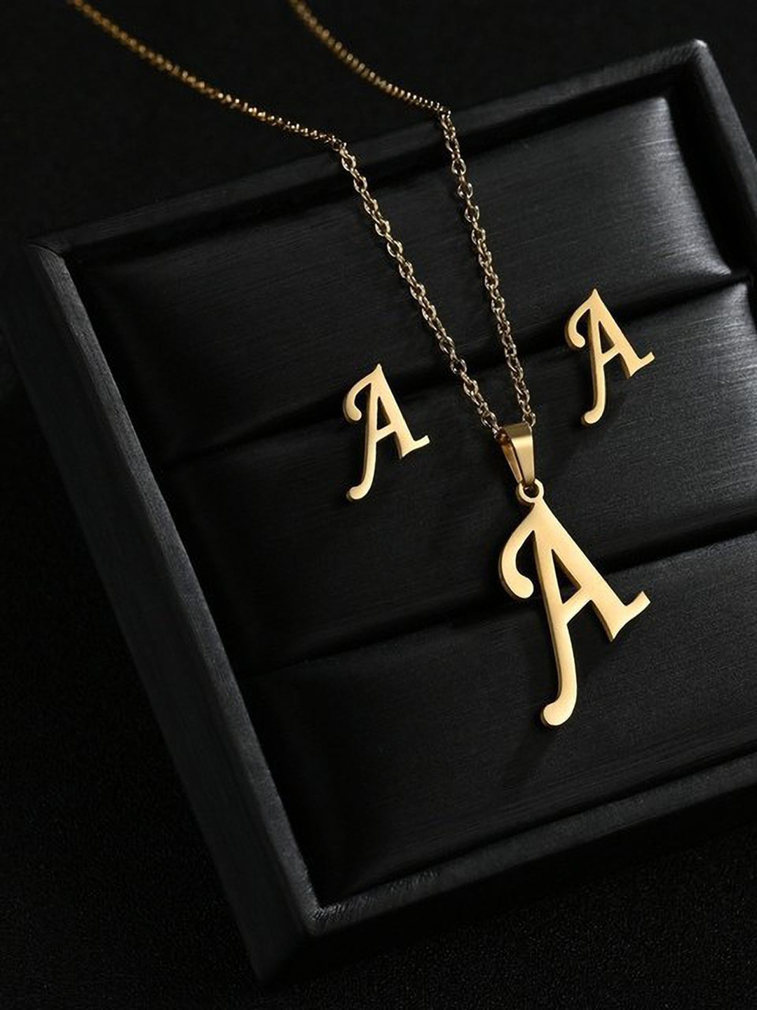 

MYKI Gold-Plated Alphabet A Pendant With Earrings