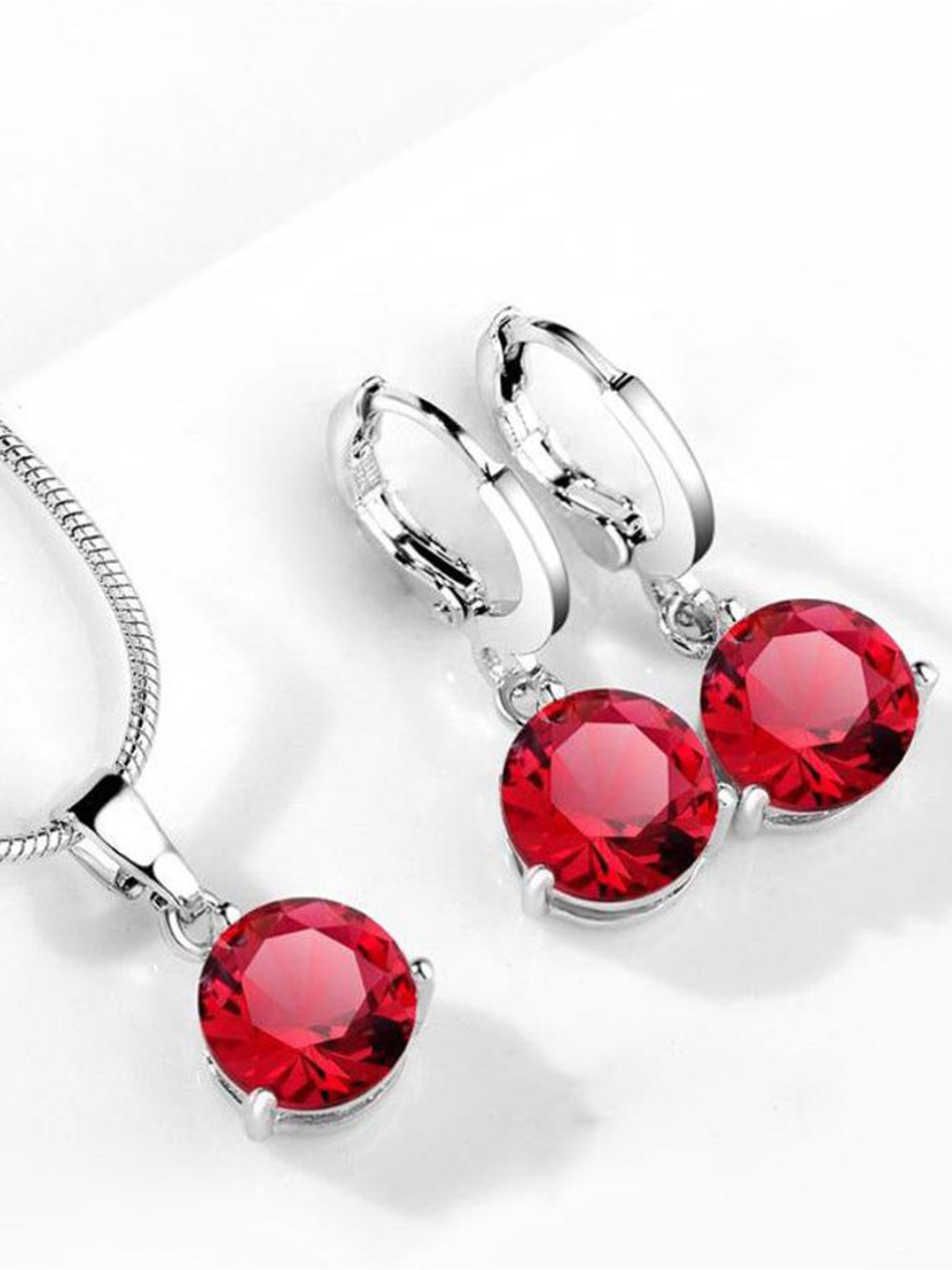 

MYKI Silver-Plated Cubic Zirconia Pendant With Earrings, Red