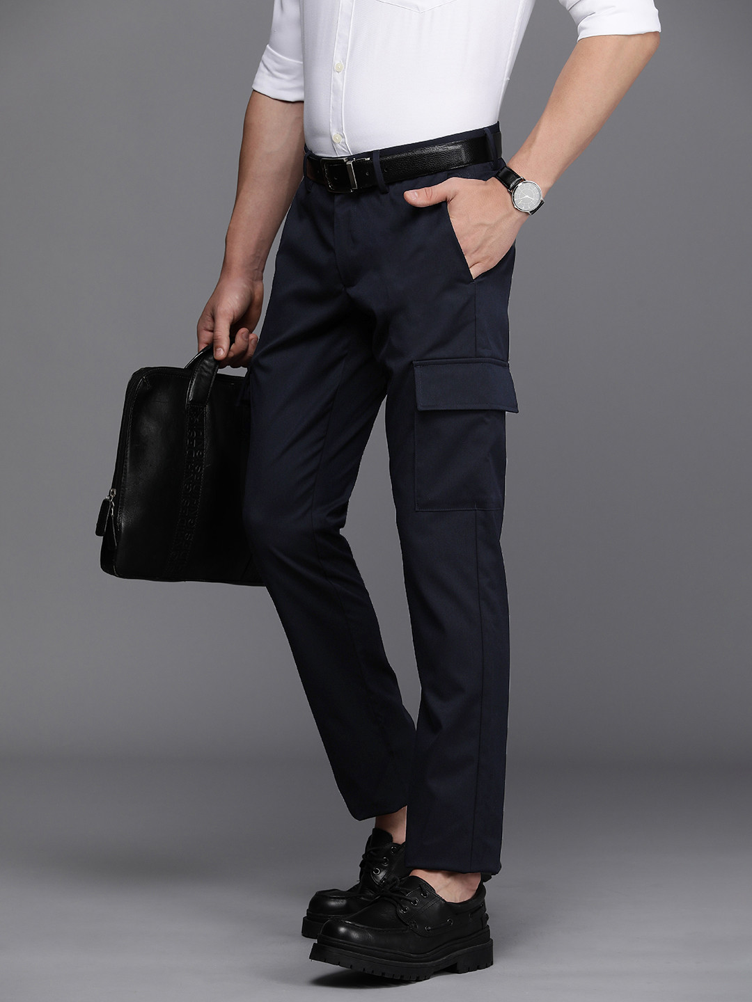 

Allen Solly Men Mid-Rise Slim Fit Trousers, Navy blue