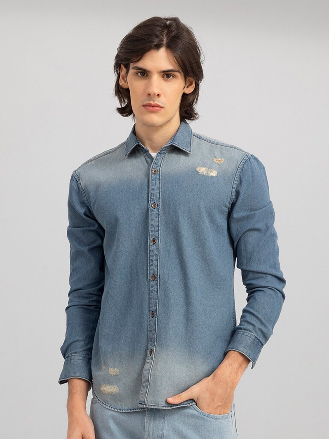 

Snitch Blue Slim Fit Faded Cotton Casual Shirt