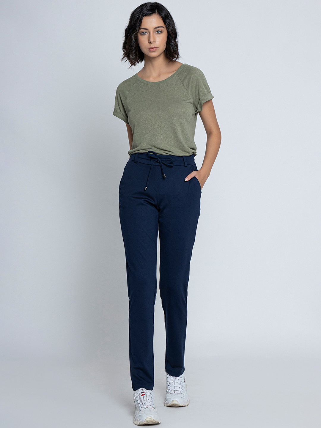 

B.Copenhagen Women Relaxed Tapered Fit Joggers, Blue