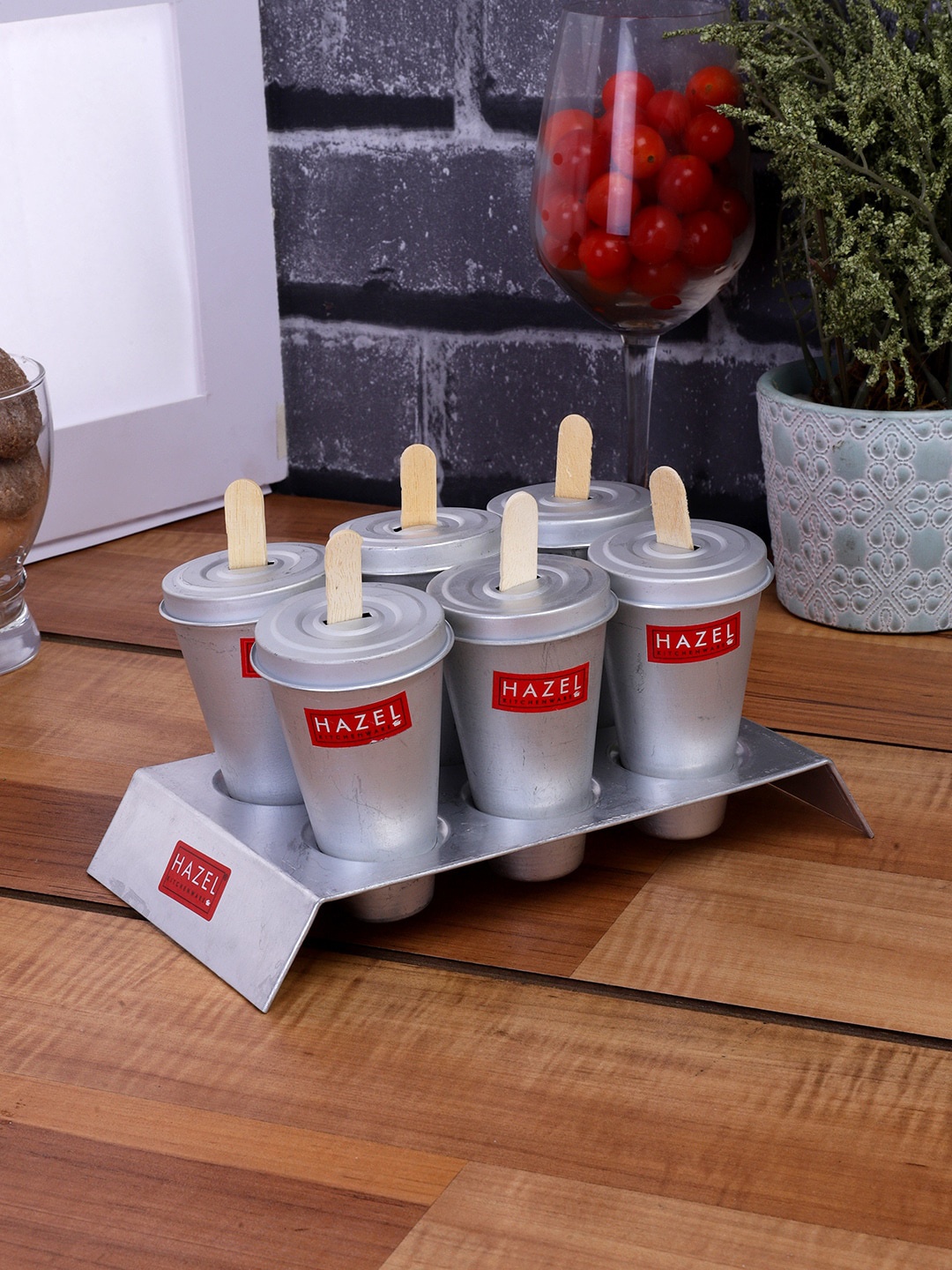 

HAZEL 12 Pcs Silver-Toned Aluminium Kulfi Moulds with Sticks