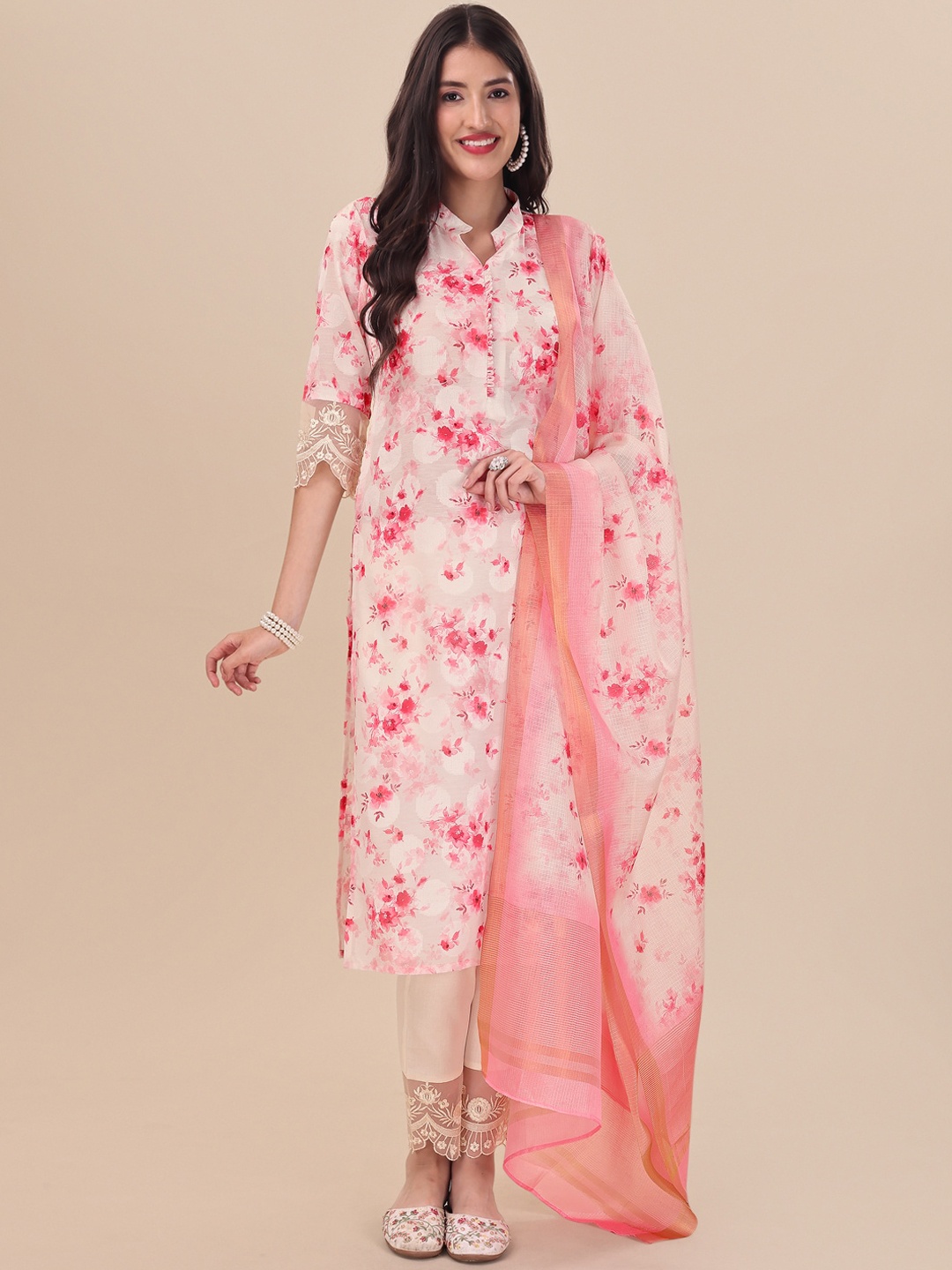 

Inddus White Floral Printed Straight Kurta & Trousers With Dupatta