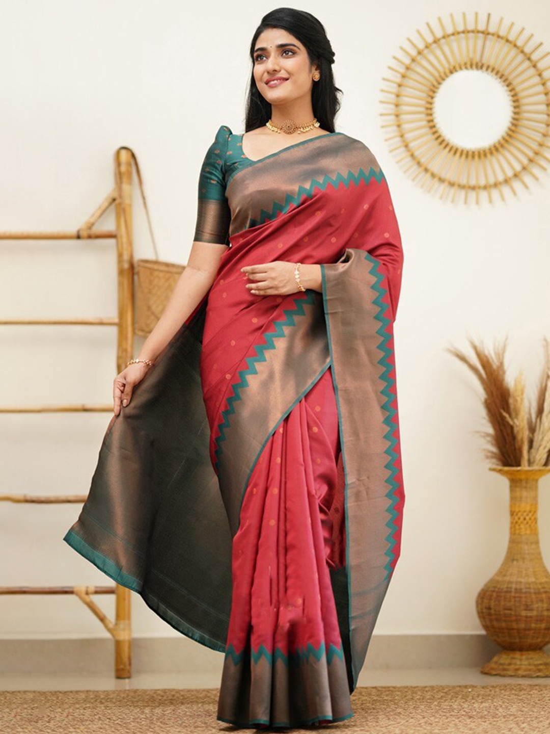 

TIEXA Ethnic Motifs Woven Design Zari Pure Silk Banarasi Saree, Maroon