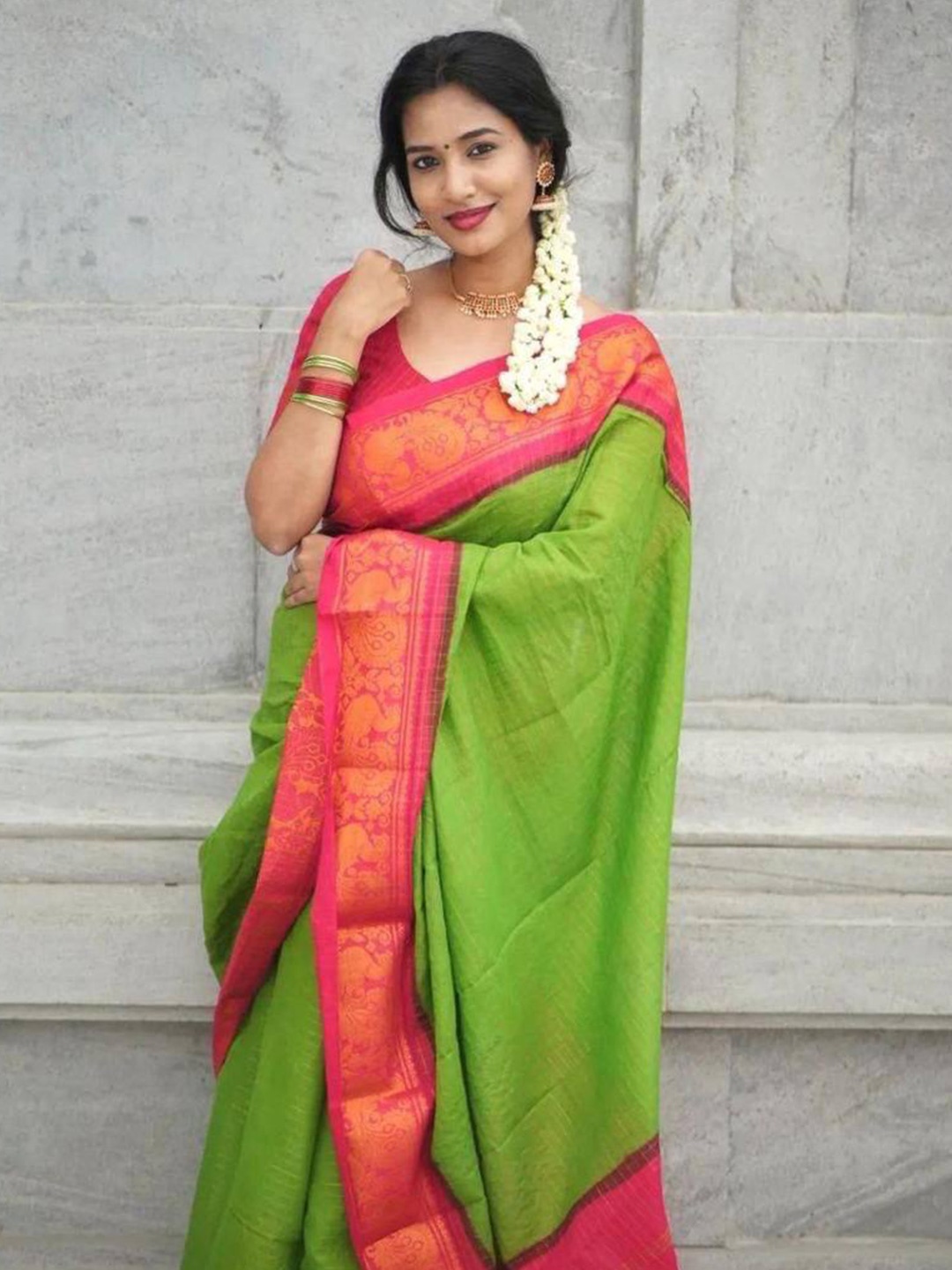 

TIEXA Zari Pure Silk Banarasi Saree, Lime green