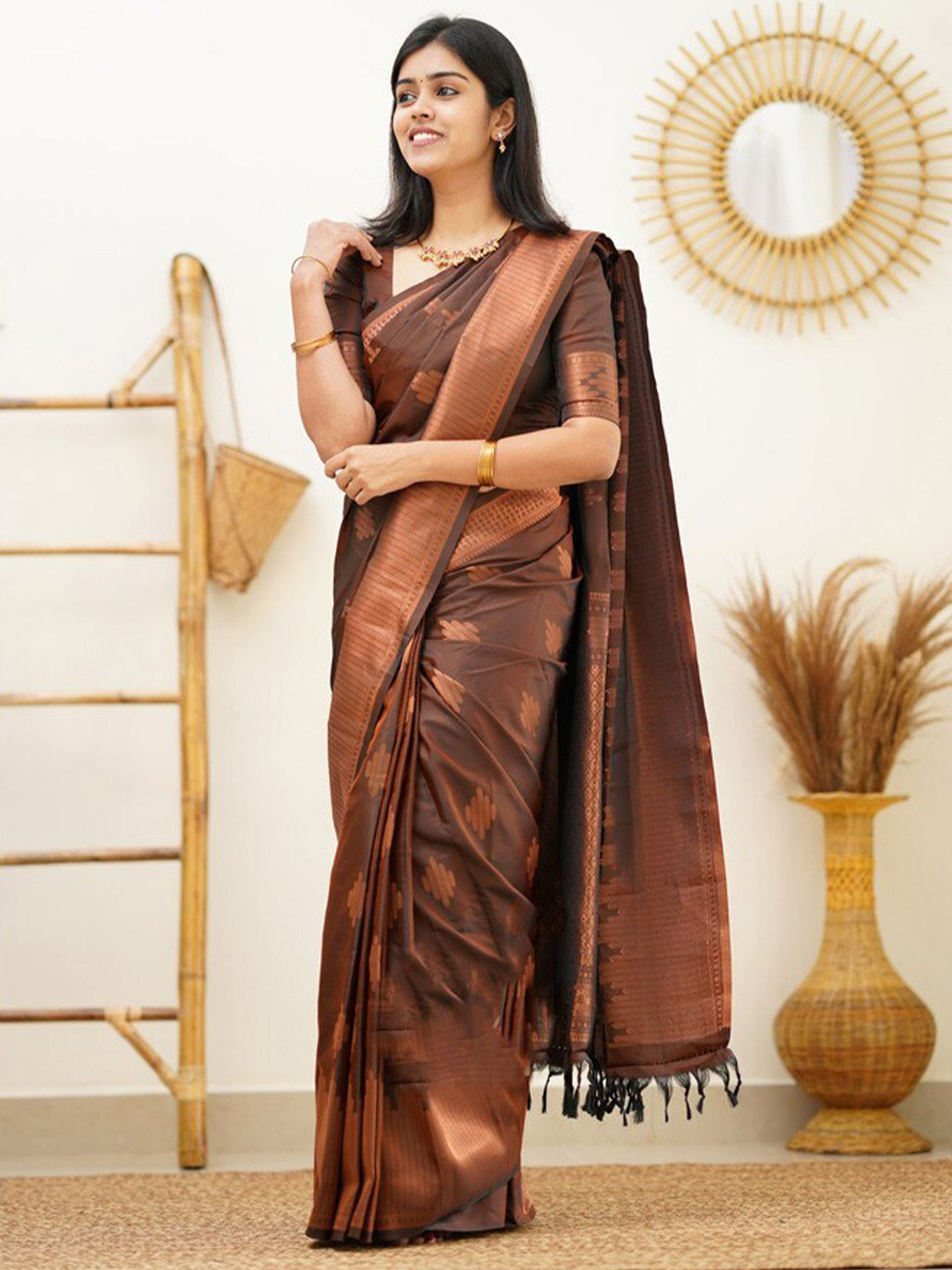 

TIEXA Ethnic Motifs Zari Pure Silk Banarasi Saree, Brown