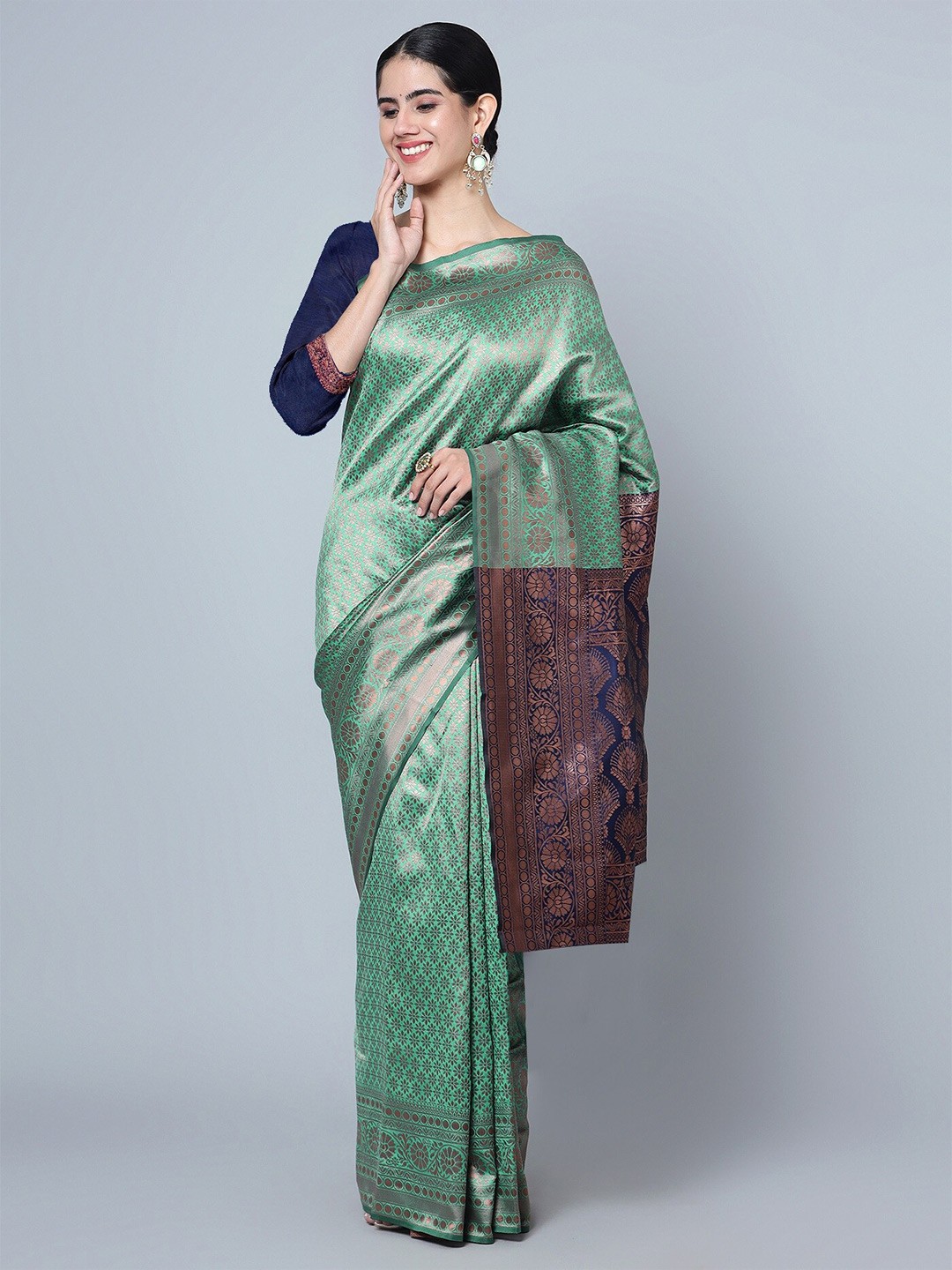 

TIEXA Floral Woven Design Zari Pure Silk Banarasi Saree, Green