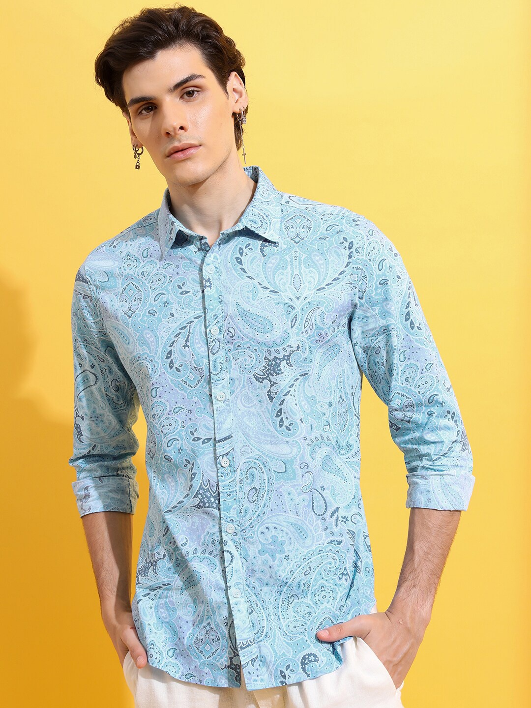 

HIGHLANDER Men Blue Slim Fit Floral Opaque Printed Cotton Casual Shirt