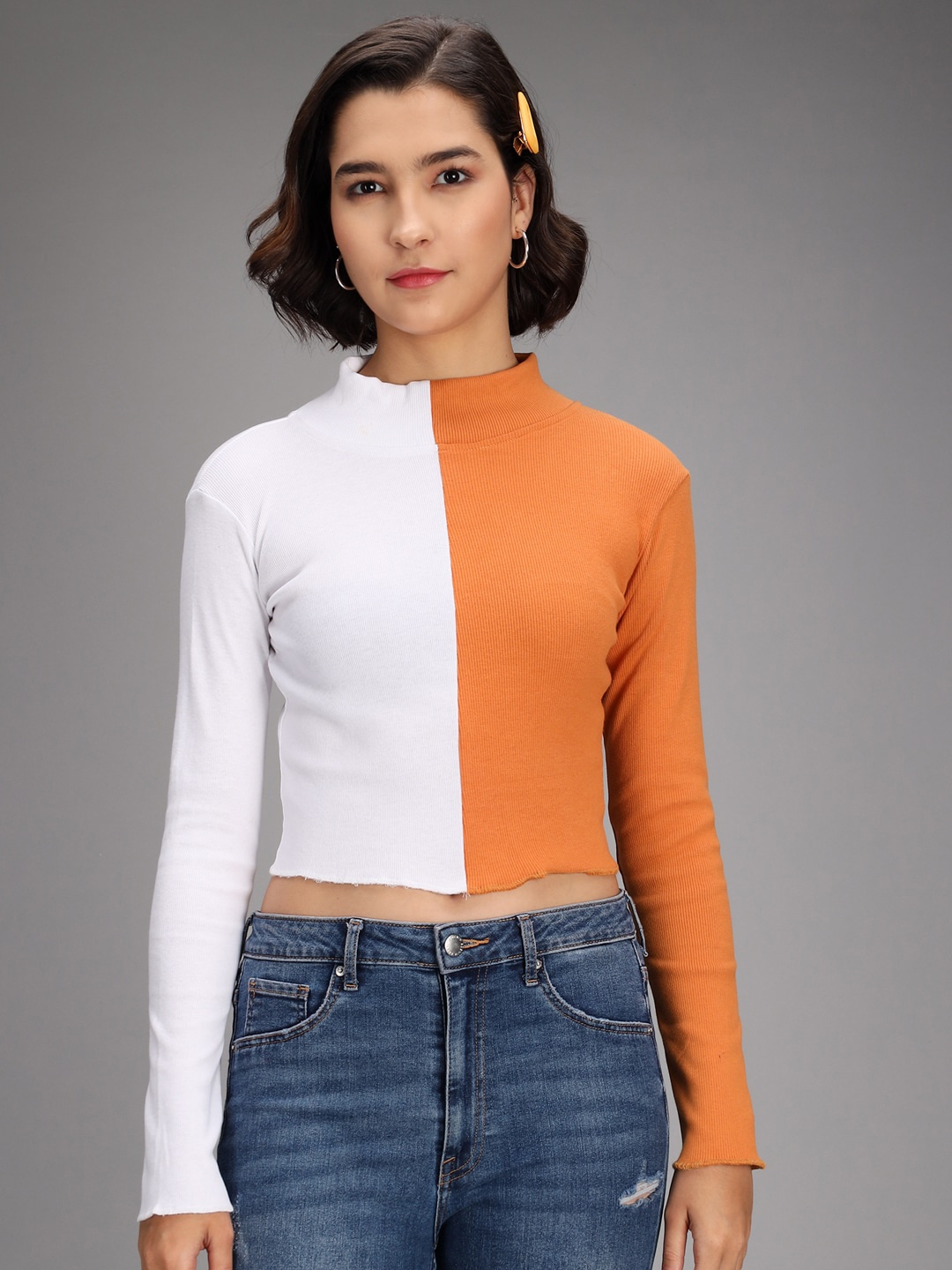 

BAESD High Neck Colourblocked Fitted Crop Top, White