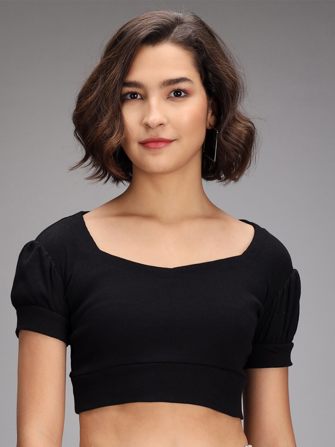 

BAESD Puff Sleeves Fitted Crop Top, Black