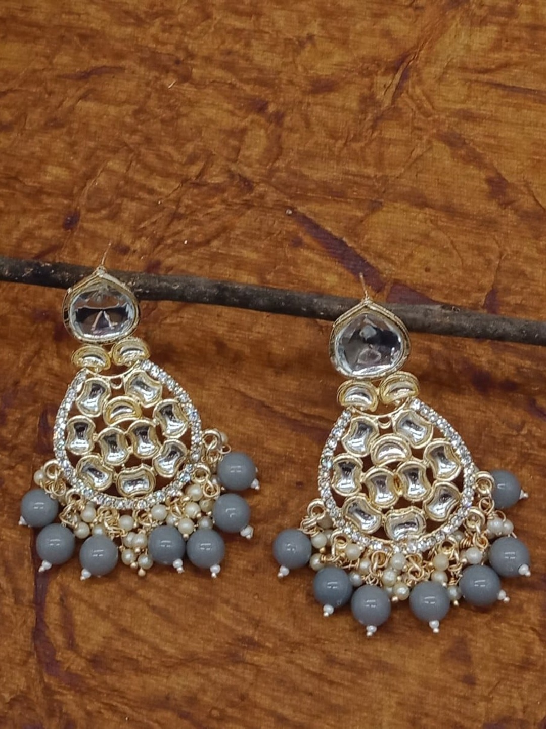 

AASHISH IMITATION Gold-Plated Kundan Contemporary Drop Earrings