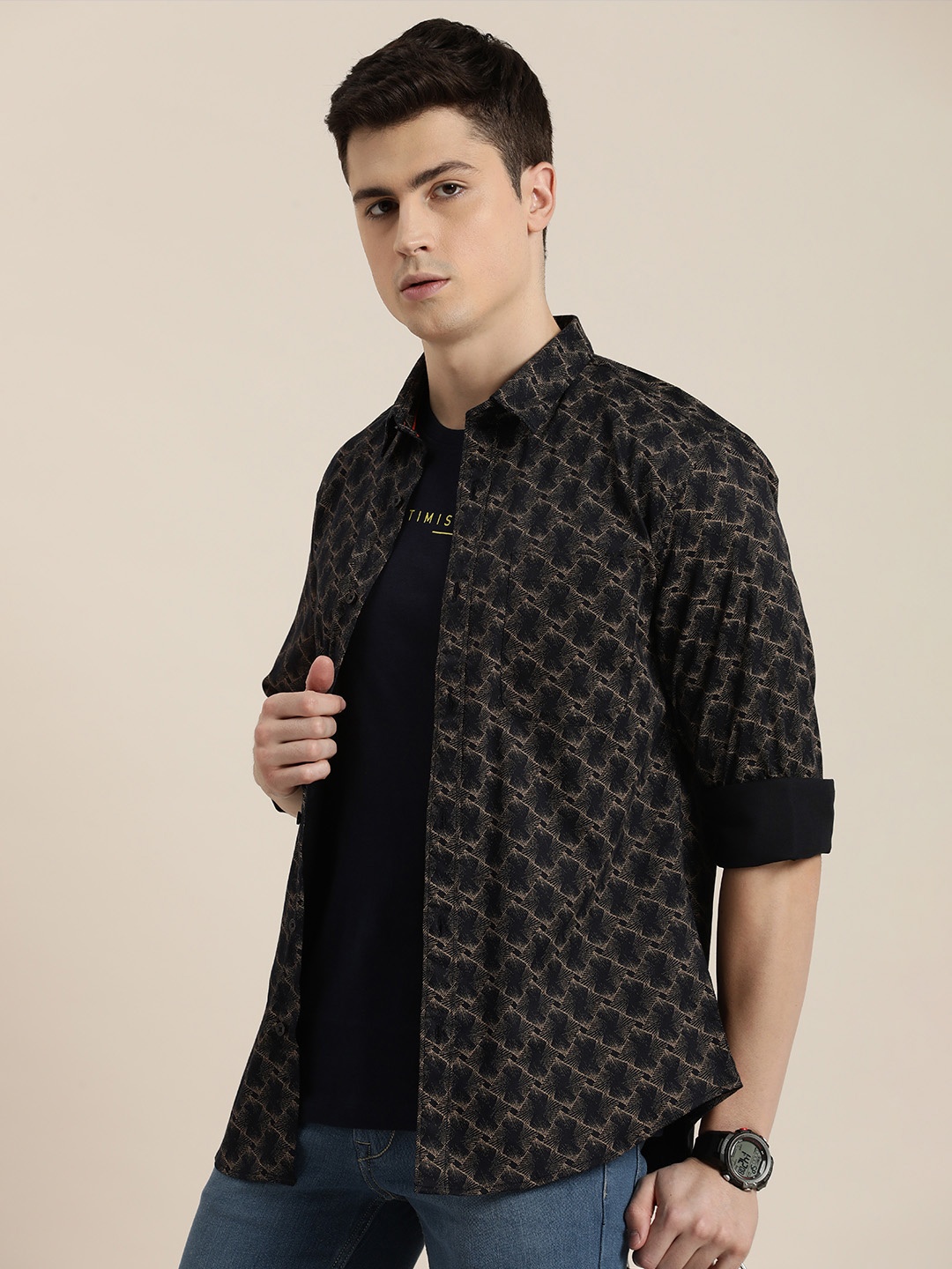

INVICTUS Slim Fit Geometric Printed Casual Shirt, Navy blue