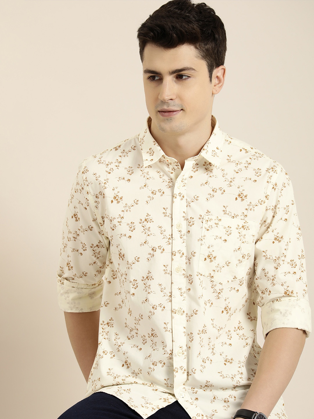 

INVICTUS Slim Fit Floral Printed Pure Cotton Casual Shirt, Off white