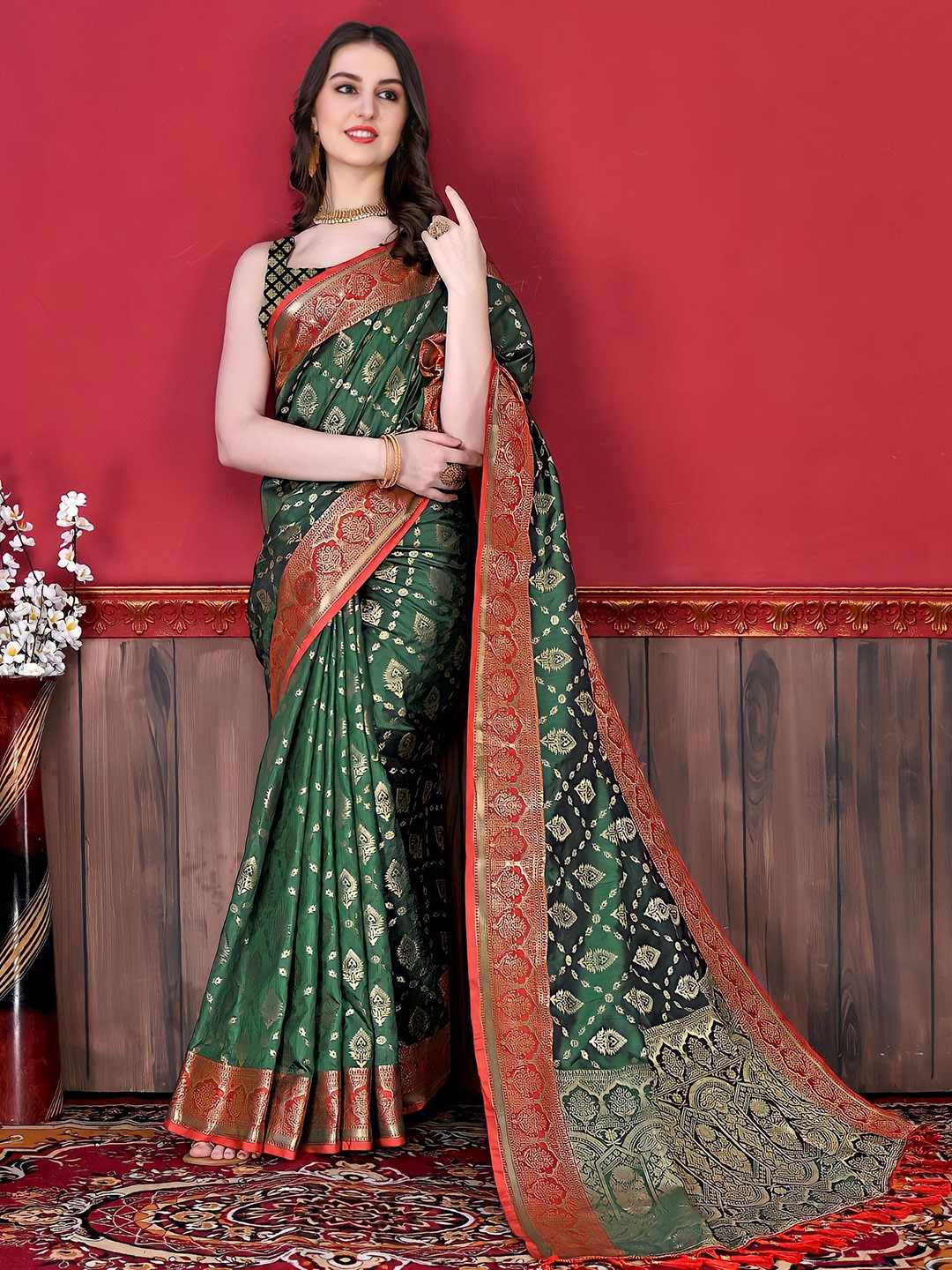 

Mitera Green & Red Ethnic Woven Design Zari Banarasi Saree