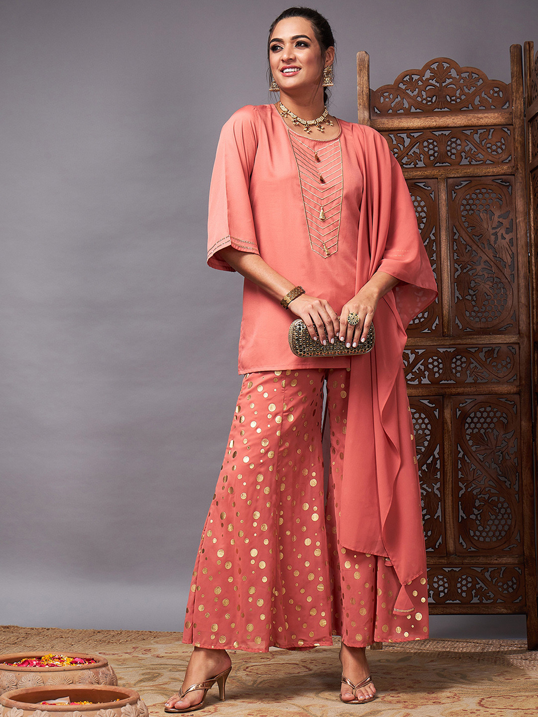 

Shae by SASSAFRAS Rust Thread Work Kurti With Palazzos & With Dupatta