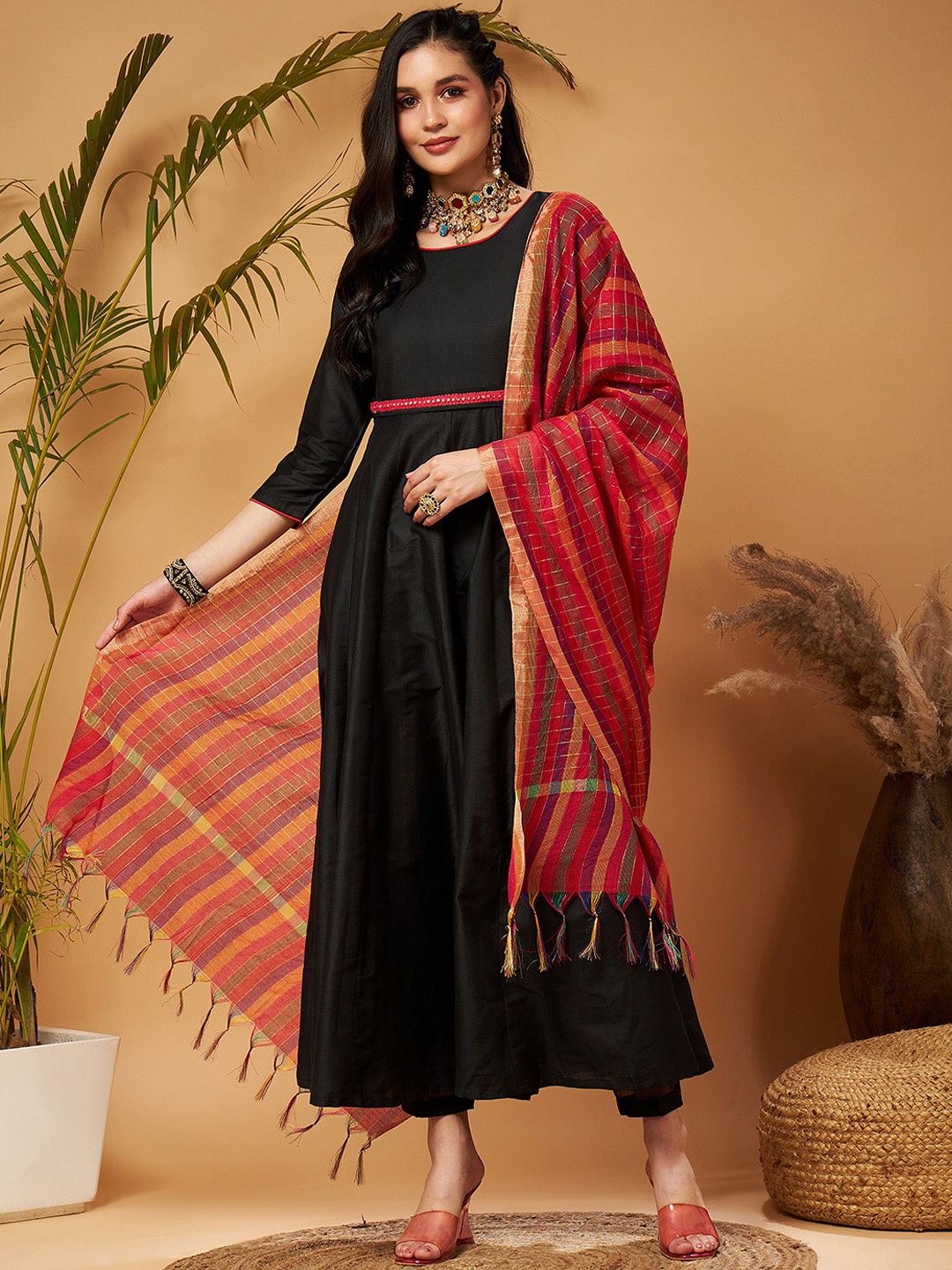 Shae by SASSAFRAS Black & Red Kurta With Trousers & With Dupatta