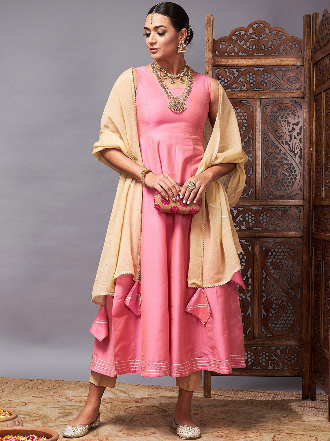 

Shae by SASSAFRAS Pink & Beige Gotta Patti Kurta With Trousers & With Dupatta