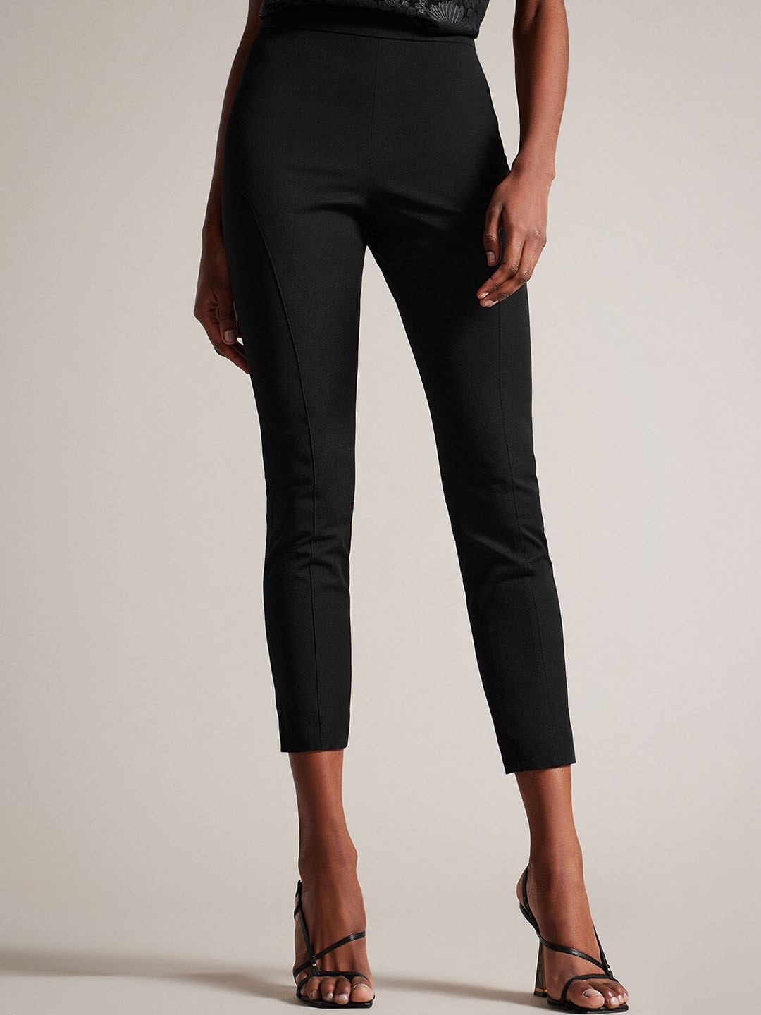 

Ted Baker Women Mid-Rise Trousers, Black