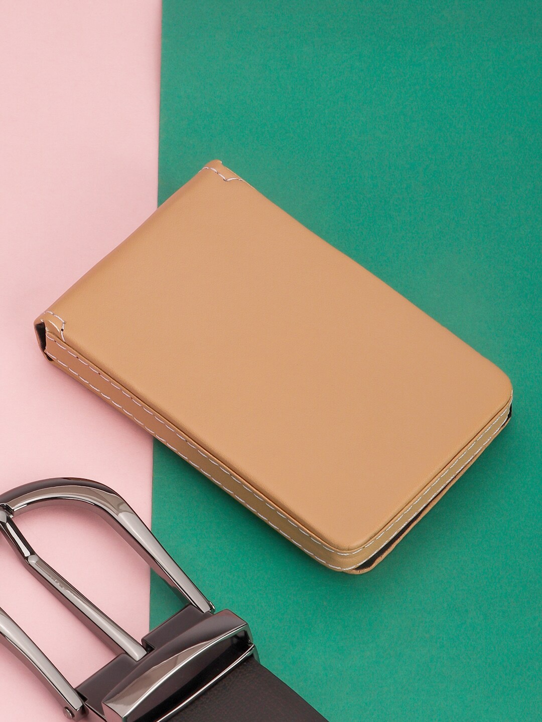 

Roadster Cream Textured Card Holder