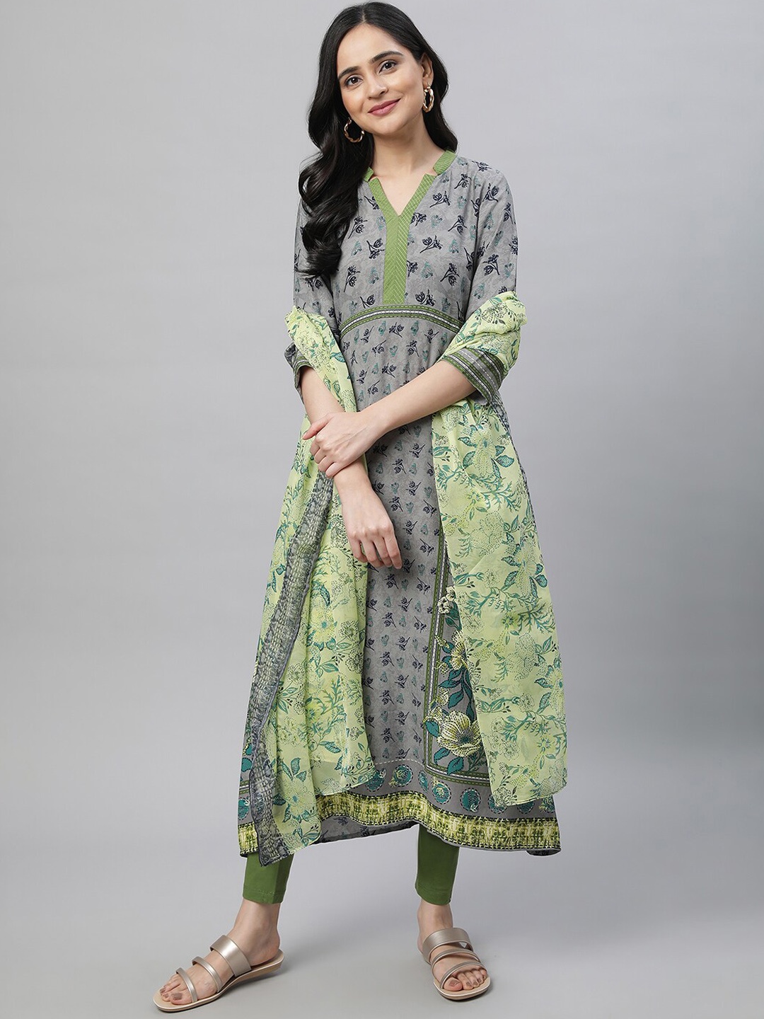 AURELIA Floral Printed Kurta With Trousers & Dupatta, Grey