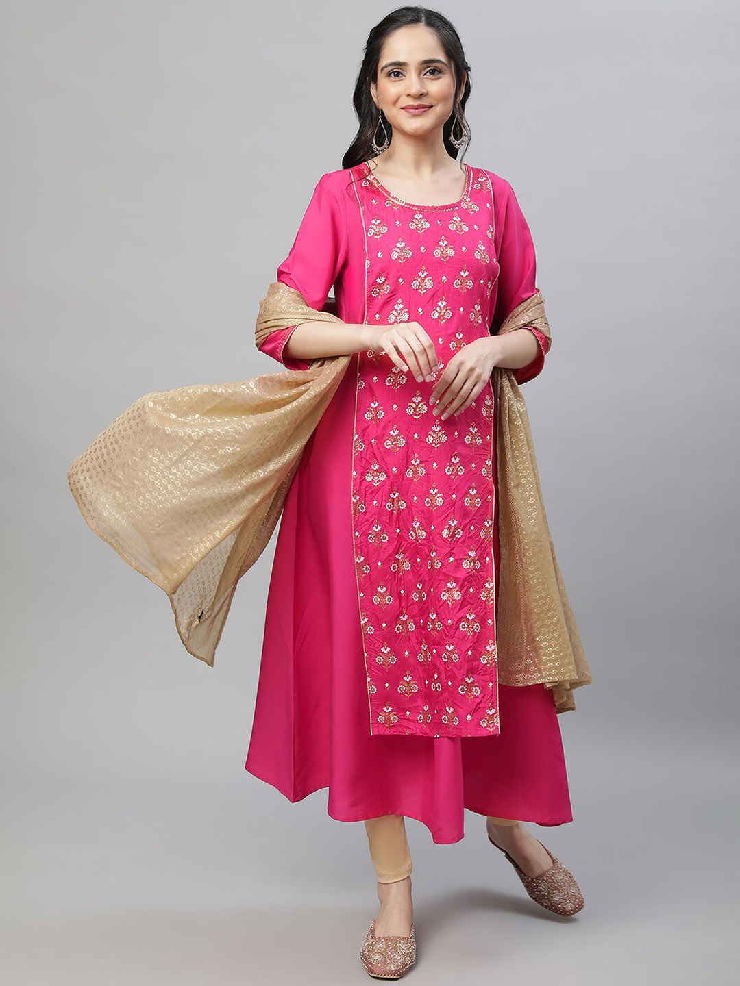 

AURELIA Ethnic Motifs Embroidered Panelled Kurta with Leggings & Dupatta, Pink