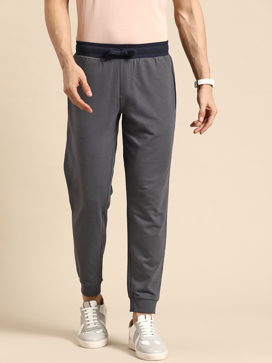 

United Colors of Benetton Solid Pure Cotton Joggers, Grey