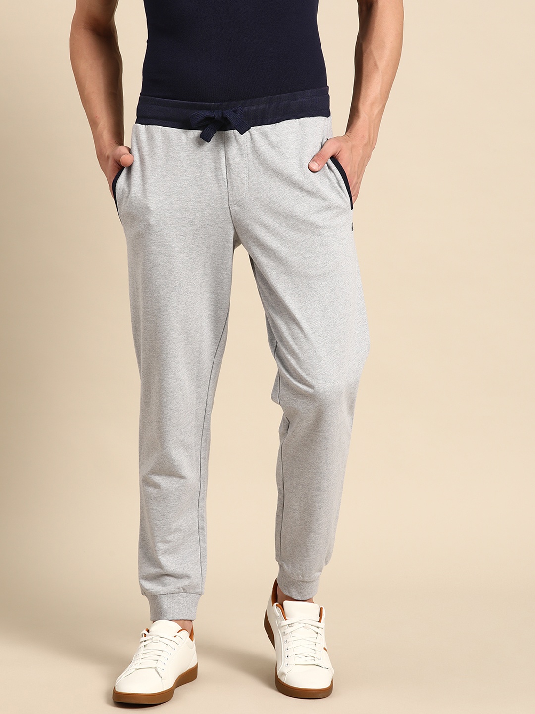 

United Colors of Benetton Men Solid Pure Cotton Joggers, Grey melange