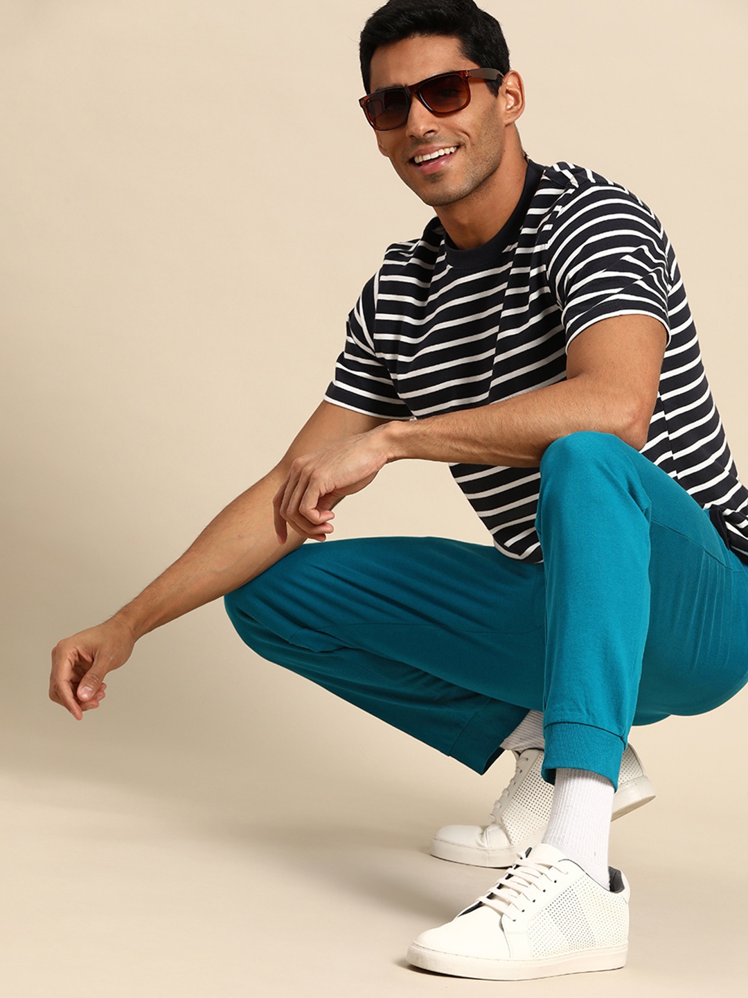 

United Colors of Benetton Men Pure Cotton Joggers, Teal